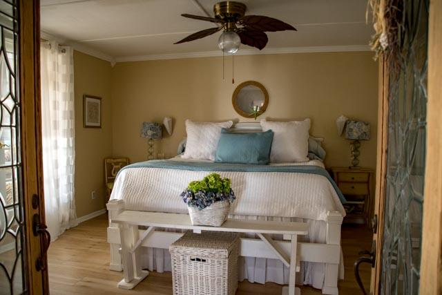 MANOR SHORES - Residential