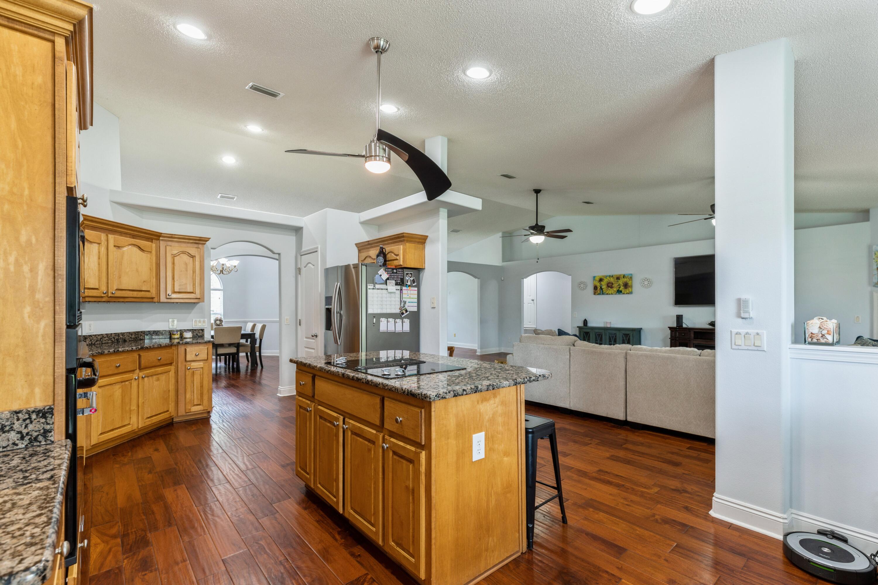 1105- Holley by the Sea Area - Residential