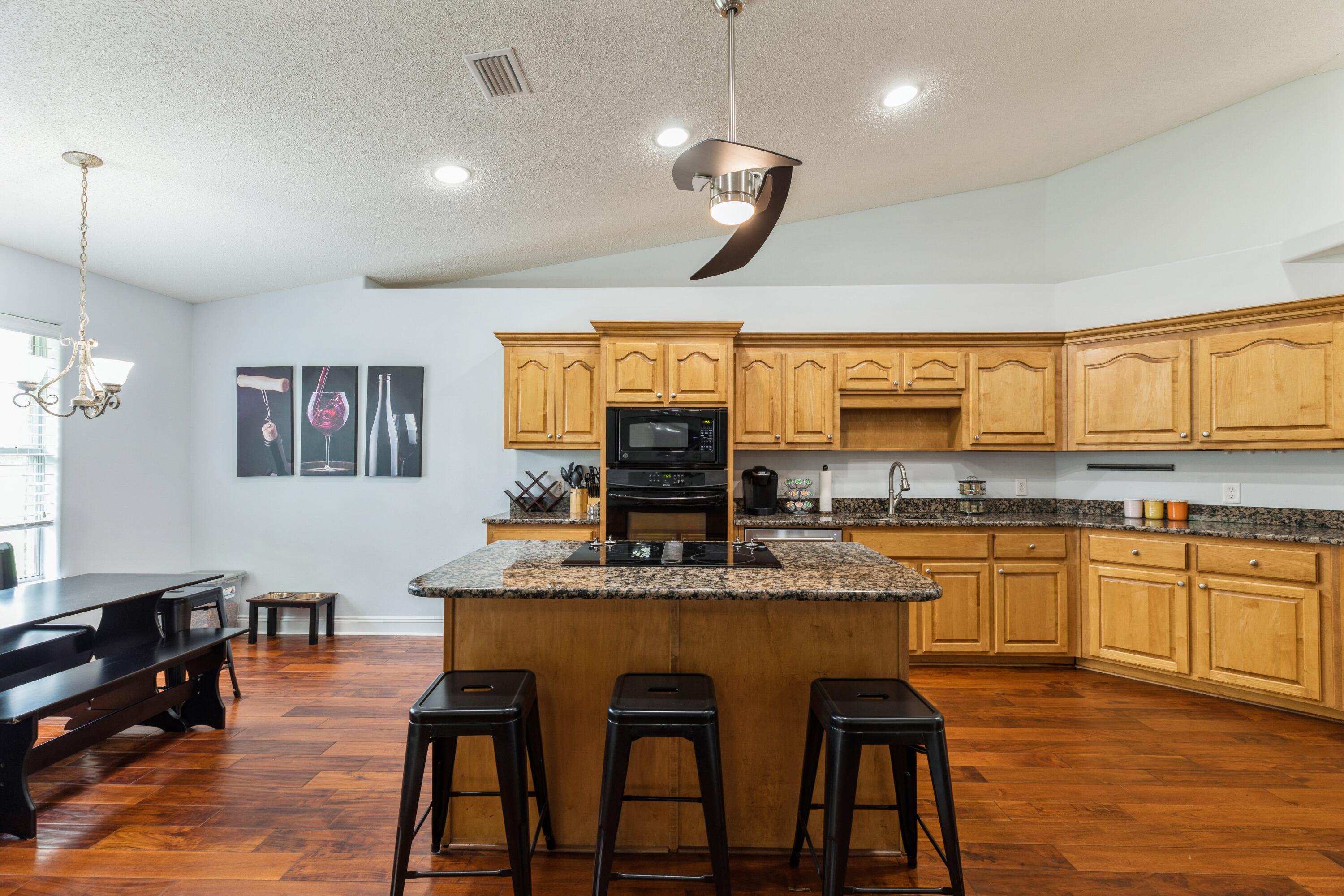 1105- Holley by the Sea Area - Residential