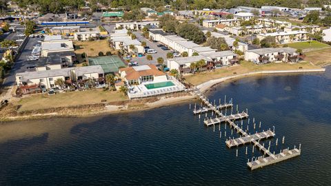 A home in Fort Walton Beach