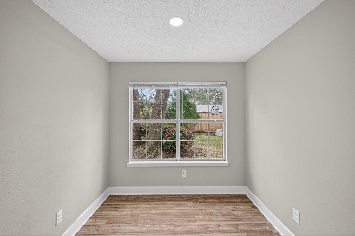 KENWOOD FIRST ADDITION LOT 4 BLK C - Residential