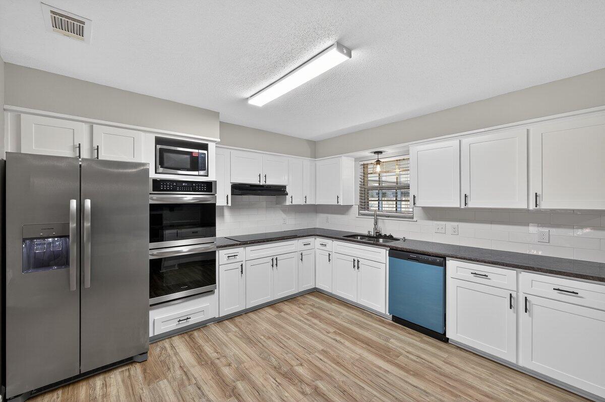 KENWOOD FIRST ADDITION LOT 4 BLK C - Residential