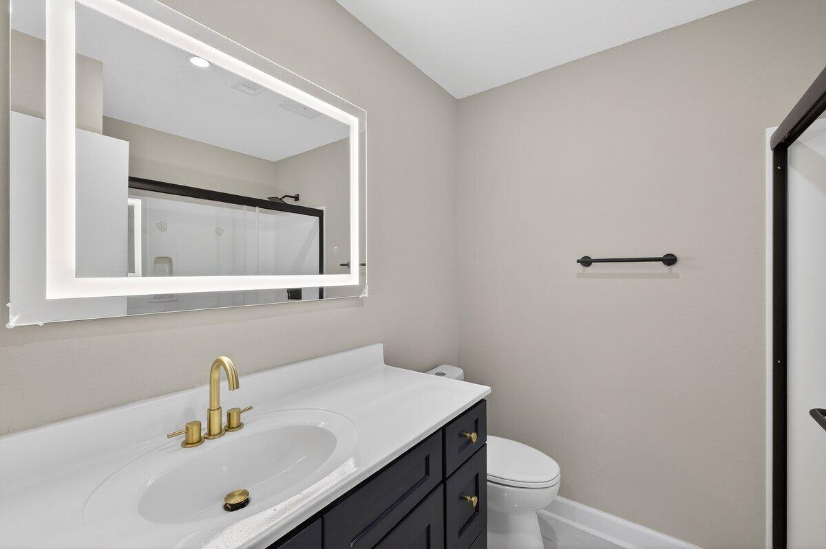 KENWOOD FIRST ADDITION LOT 4 BLK C - Residential