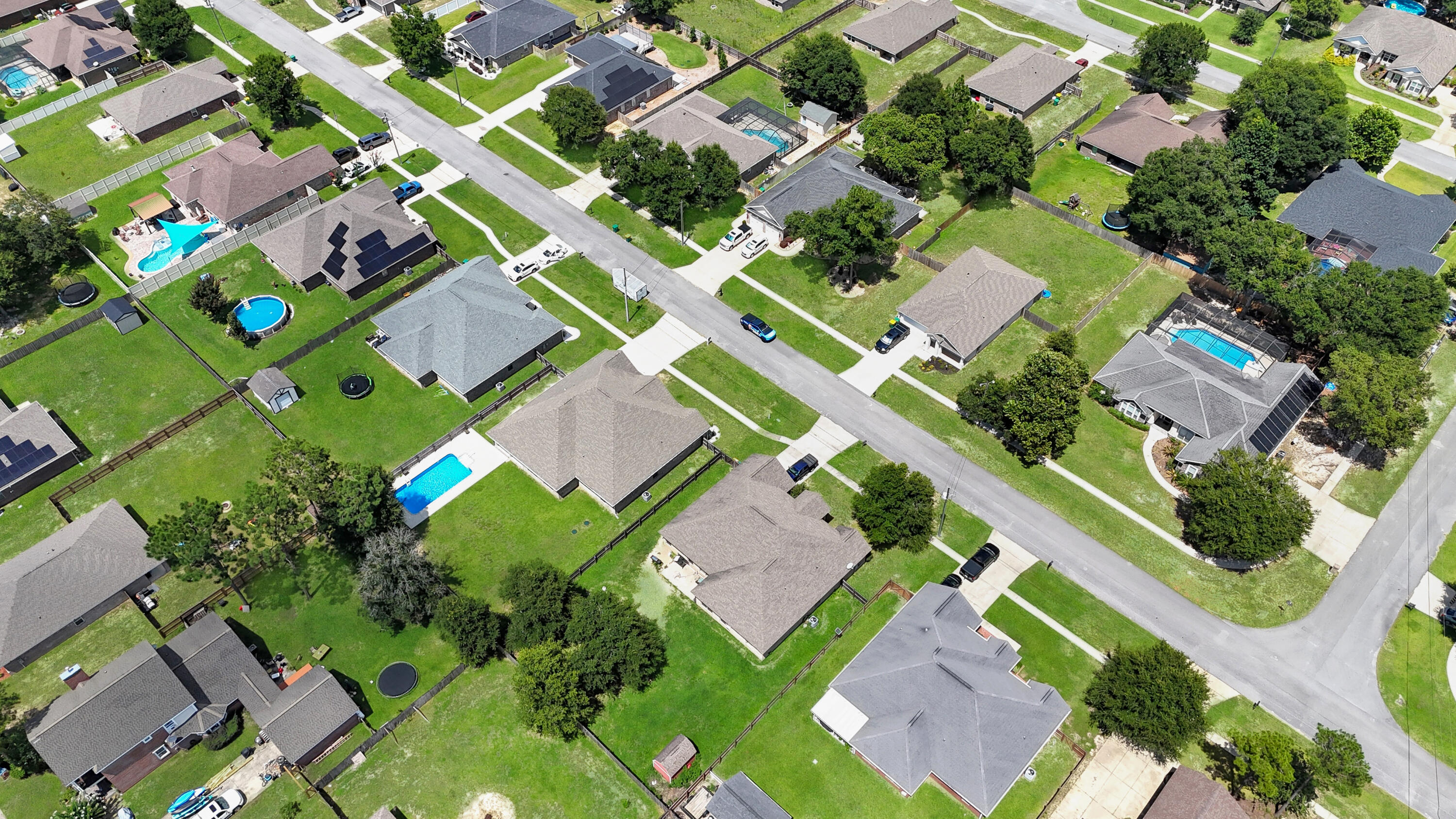 HOMEWOOD EST - Residential
