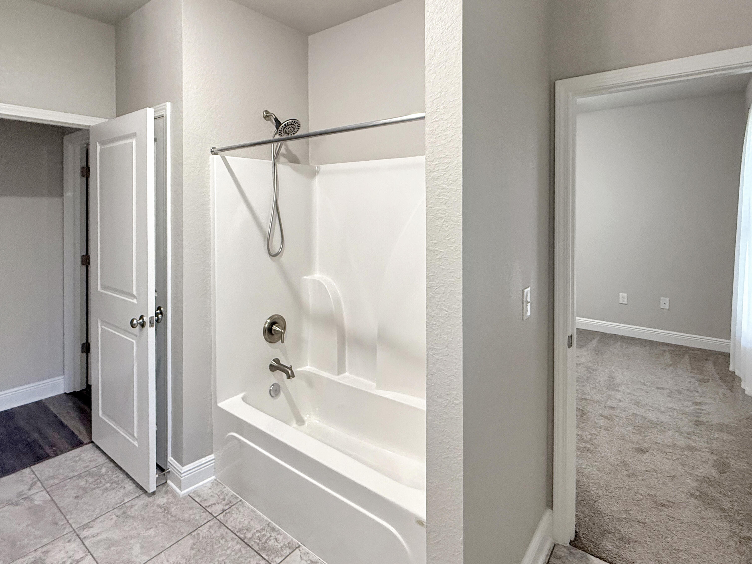 HOMEWOOD EST - Residential