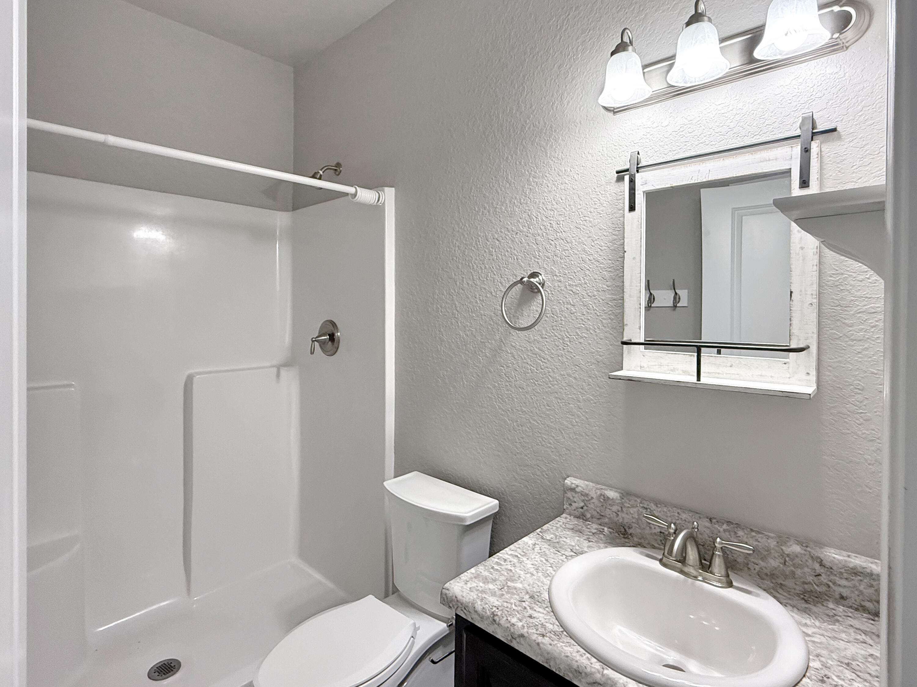 HOMEWOOD EST - Residential