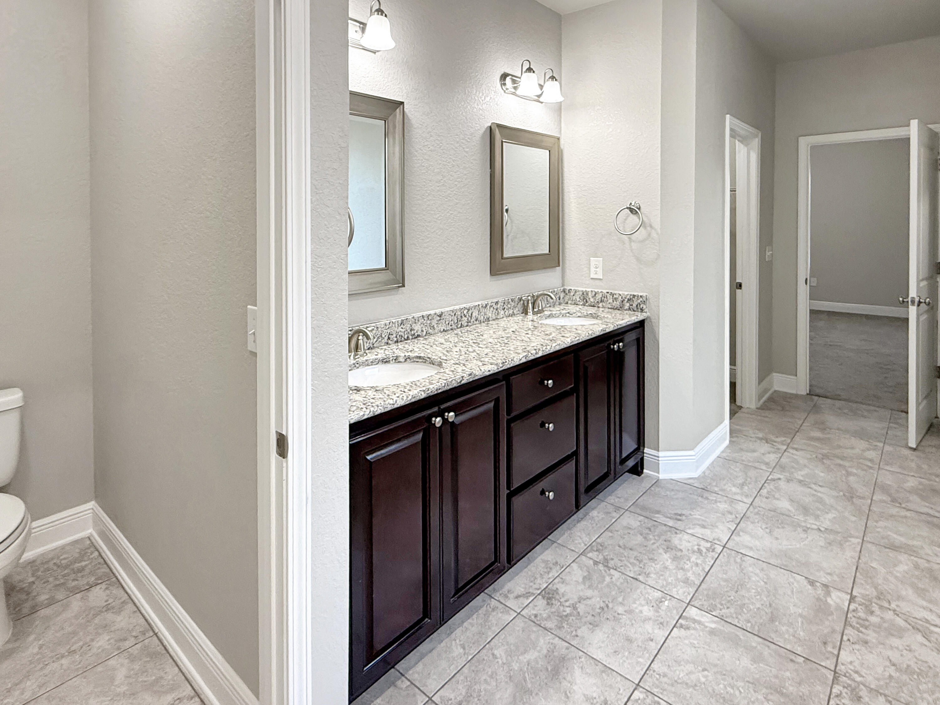 HOMEWOOD EST - Residential