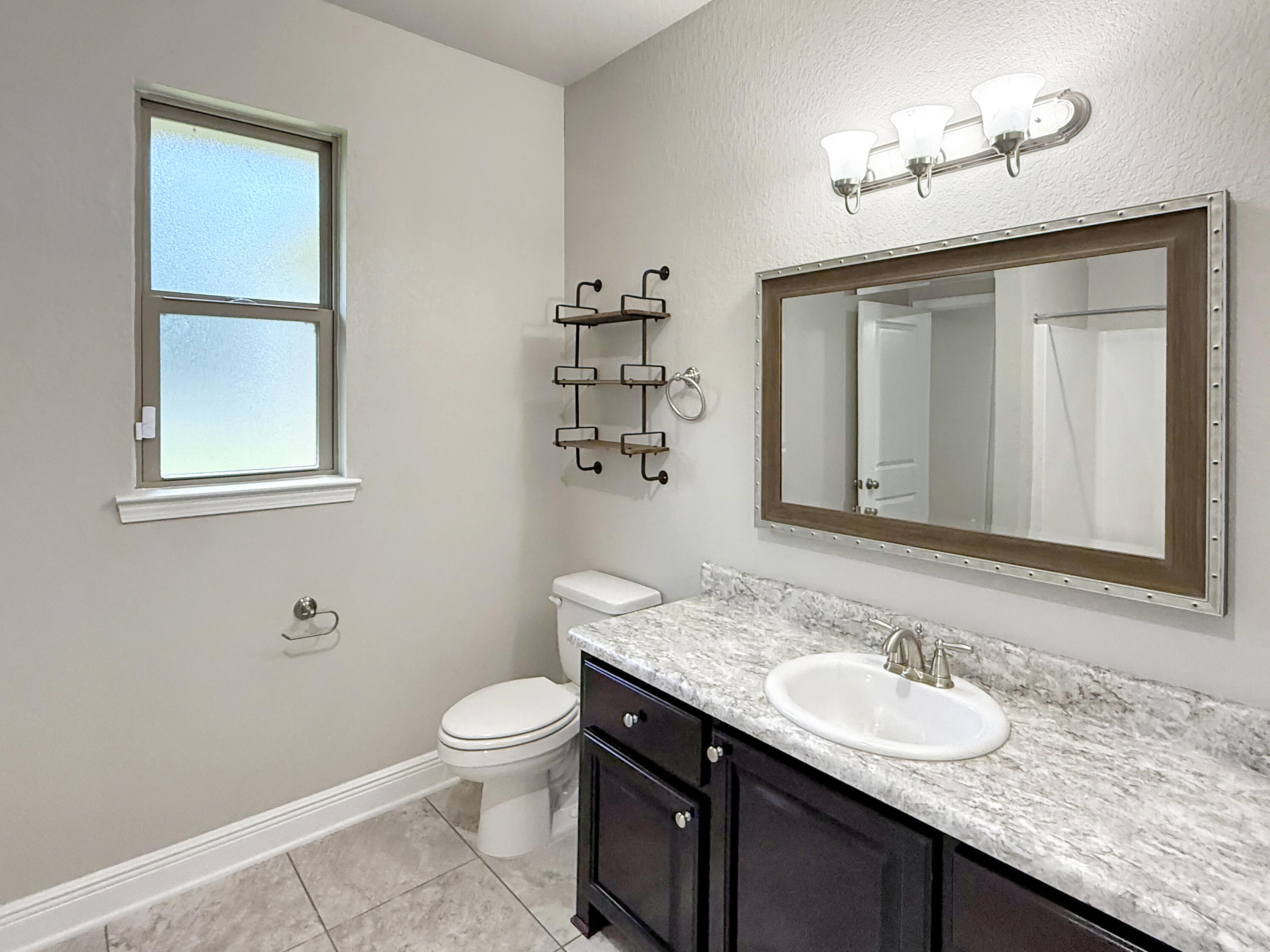 HOMEWOOD EST - Residential