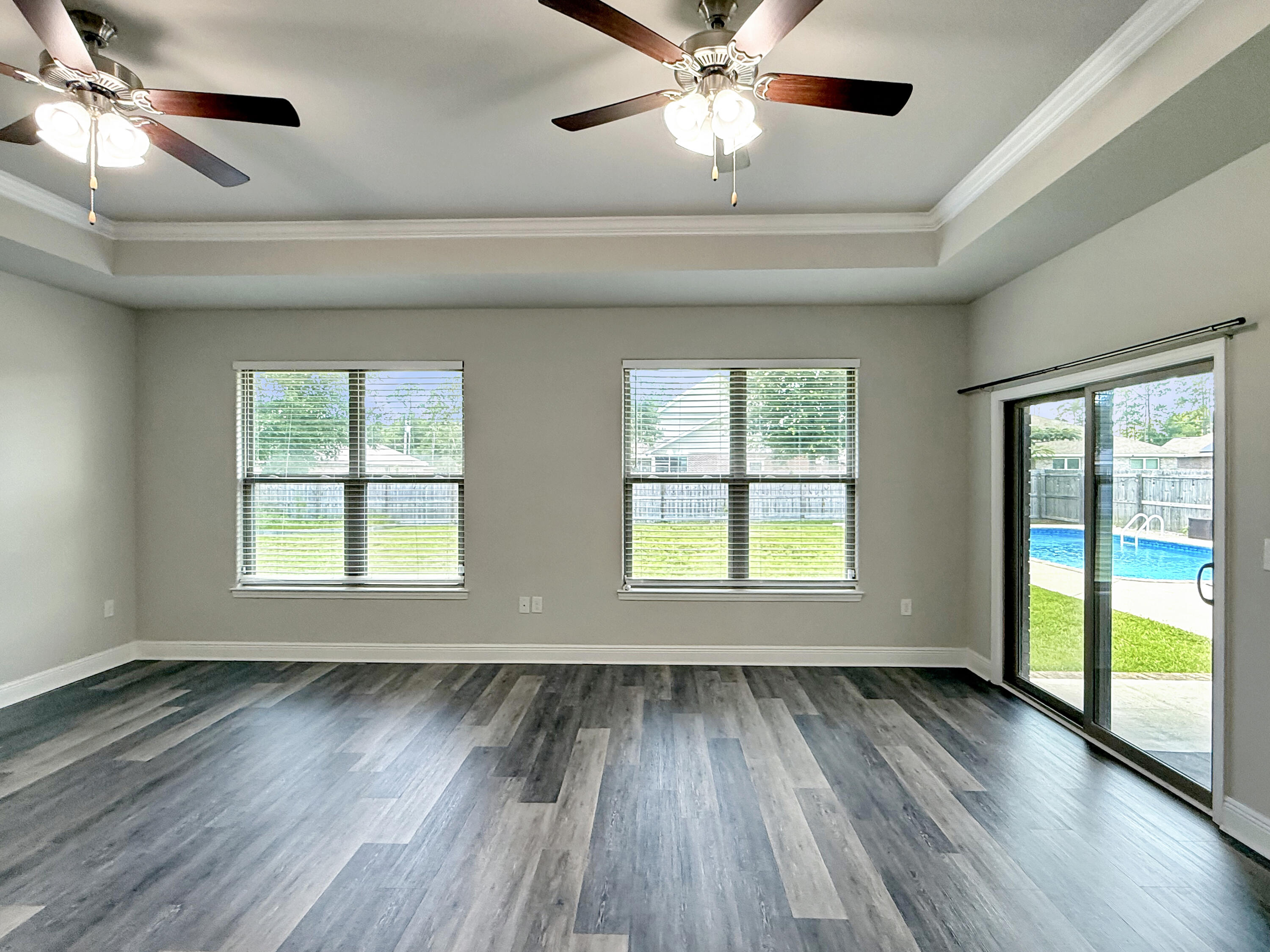 HOMEWOOD EST - Residential