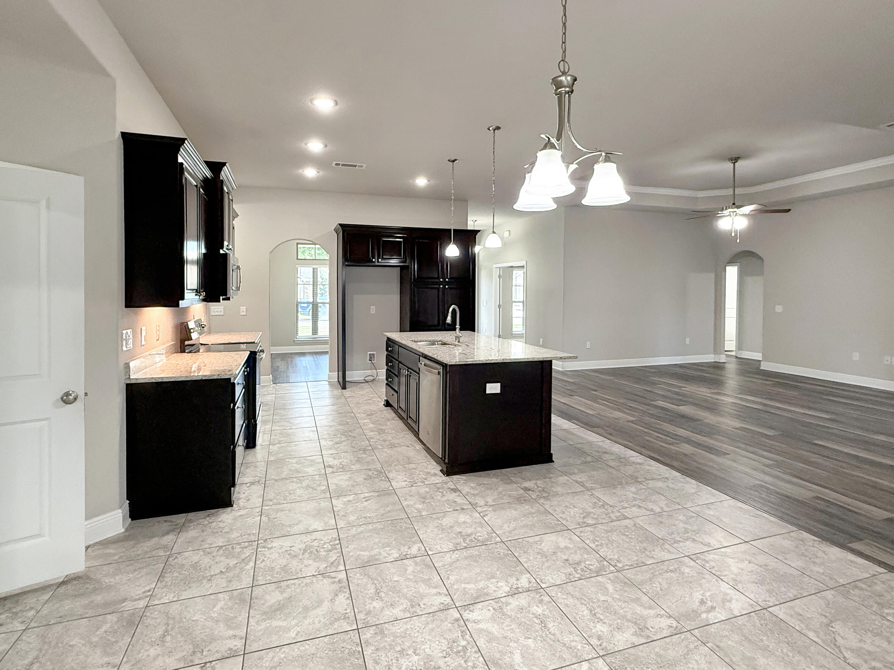 HOMEWOOD EST - Residential