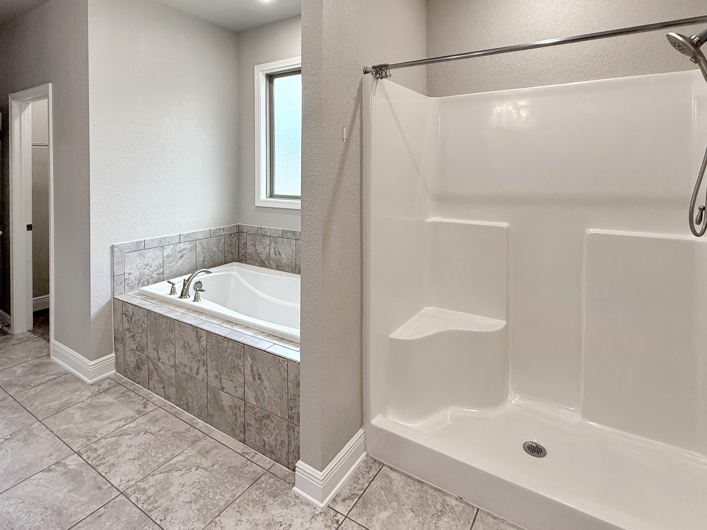 HOMEWOOD EST - Residential