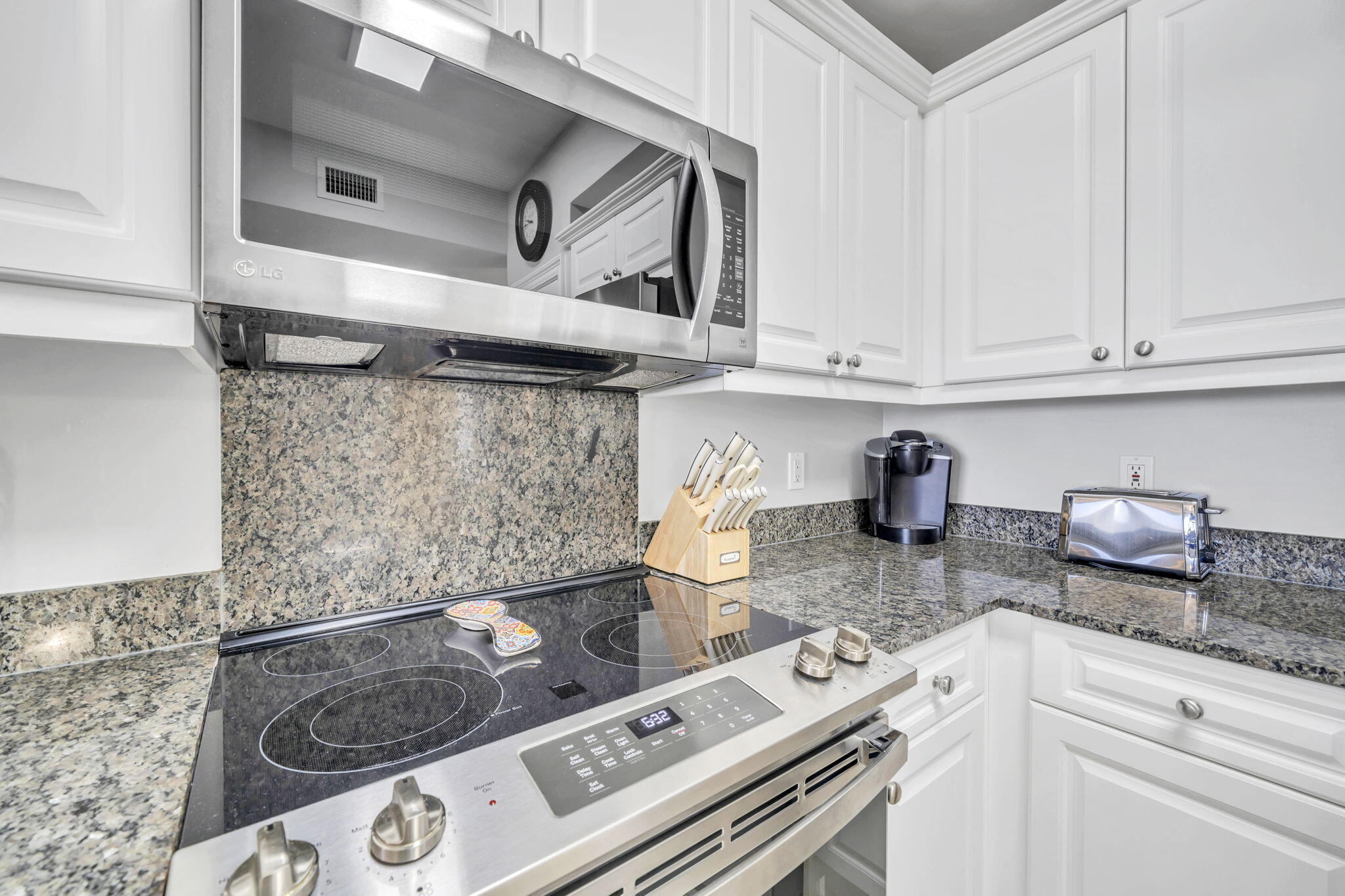 SUMMER PLACE - Residential