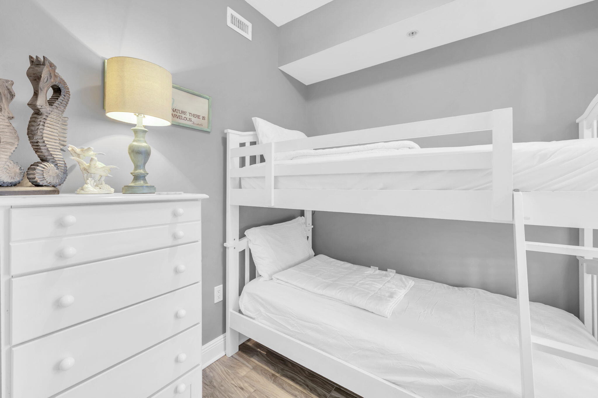 SUMMER PLACE - Residential