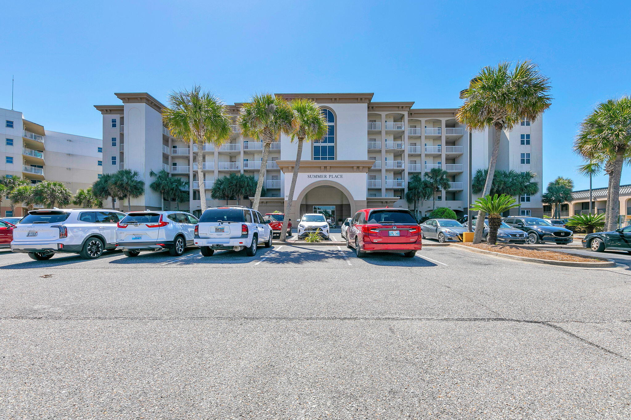 SUMMER PLACE - Residential