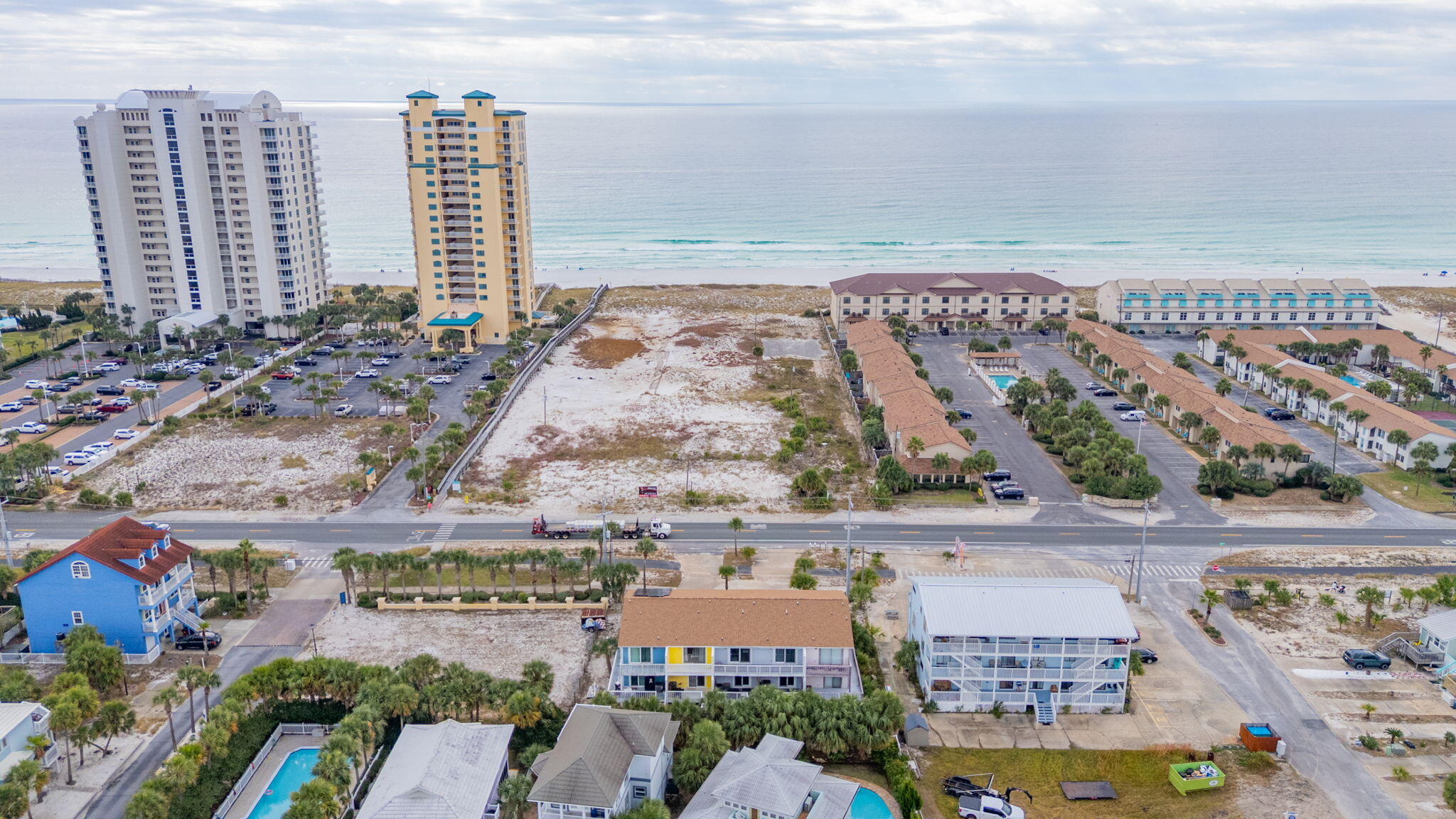 CAJUN BELLE TOWNHOUSES - Residential