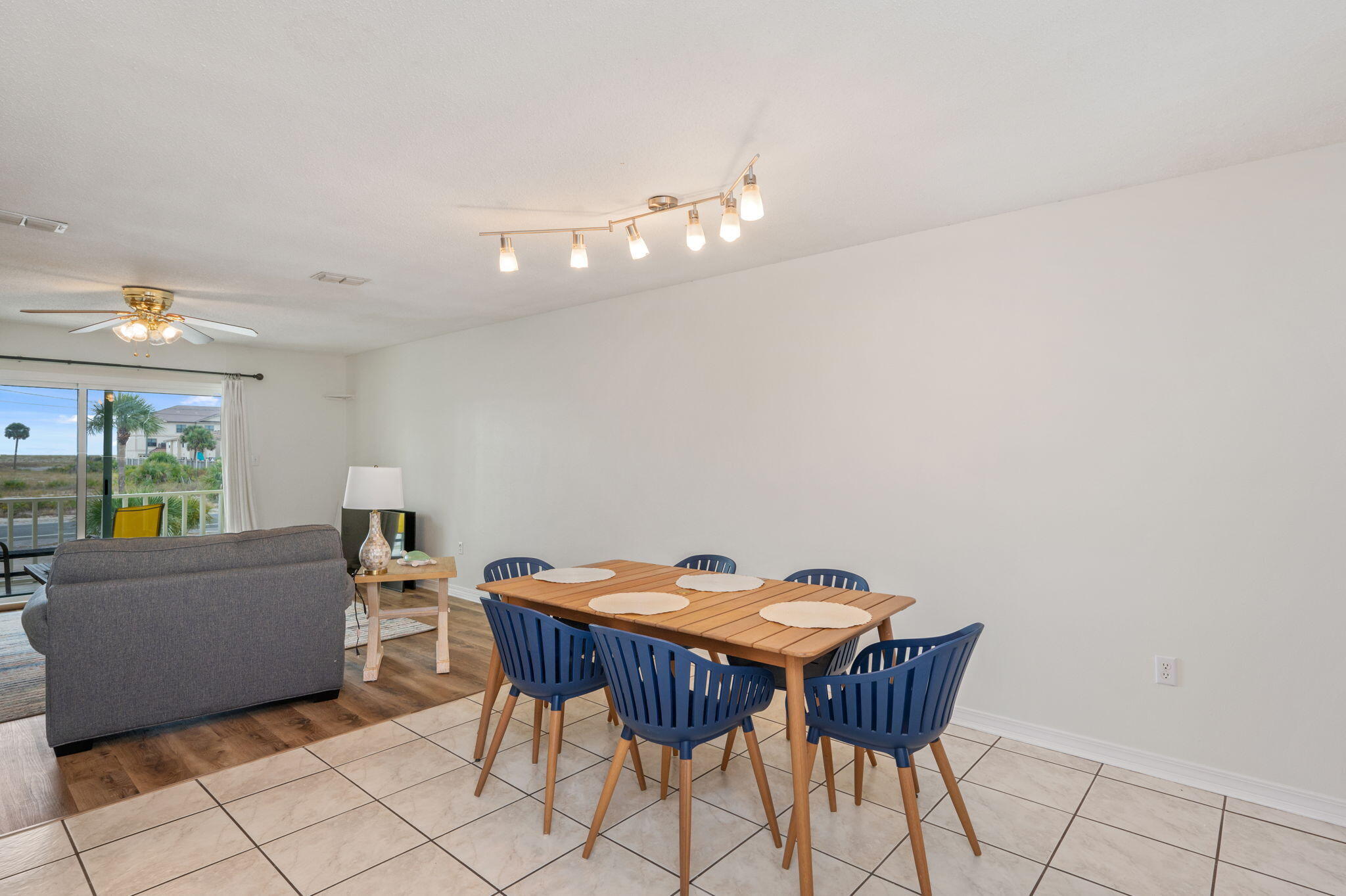 CAJUN BELLE TOWNHOUSES - Residential