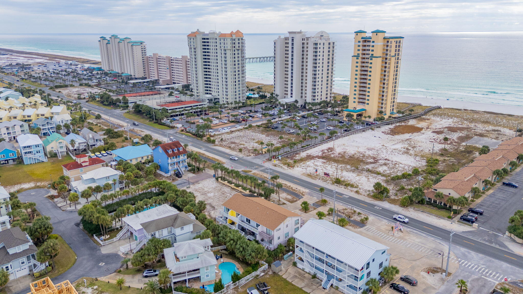 CAJUN BELLE TOWNHOUSES - Residential