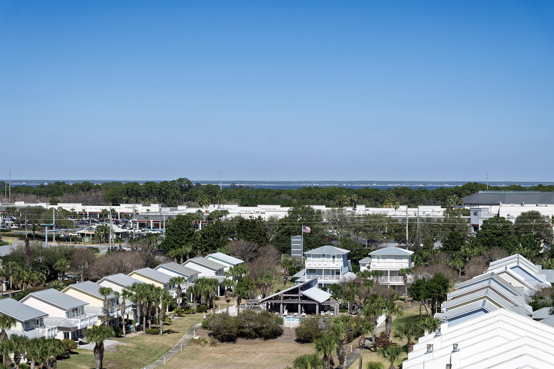 MAINSAIL CONDO PH 3 - Residential