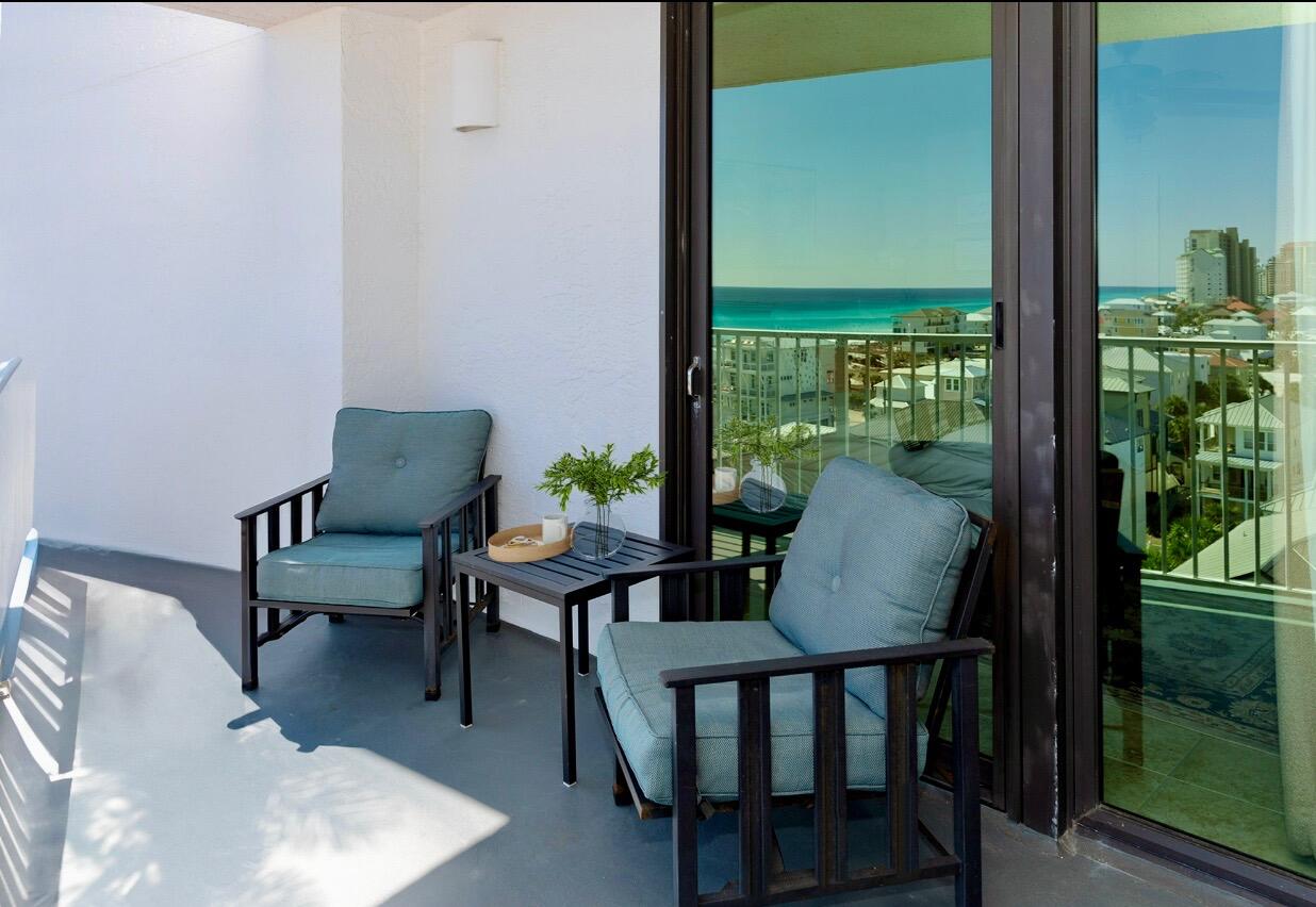 MAINSAIL CONDO PH 3 - Residential