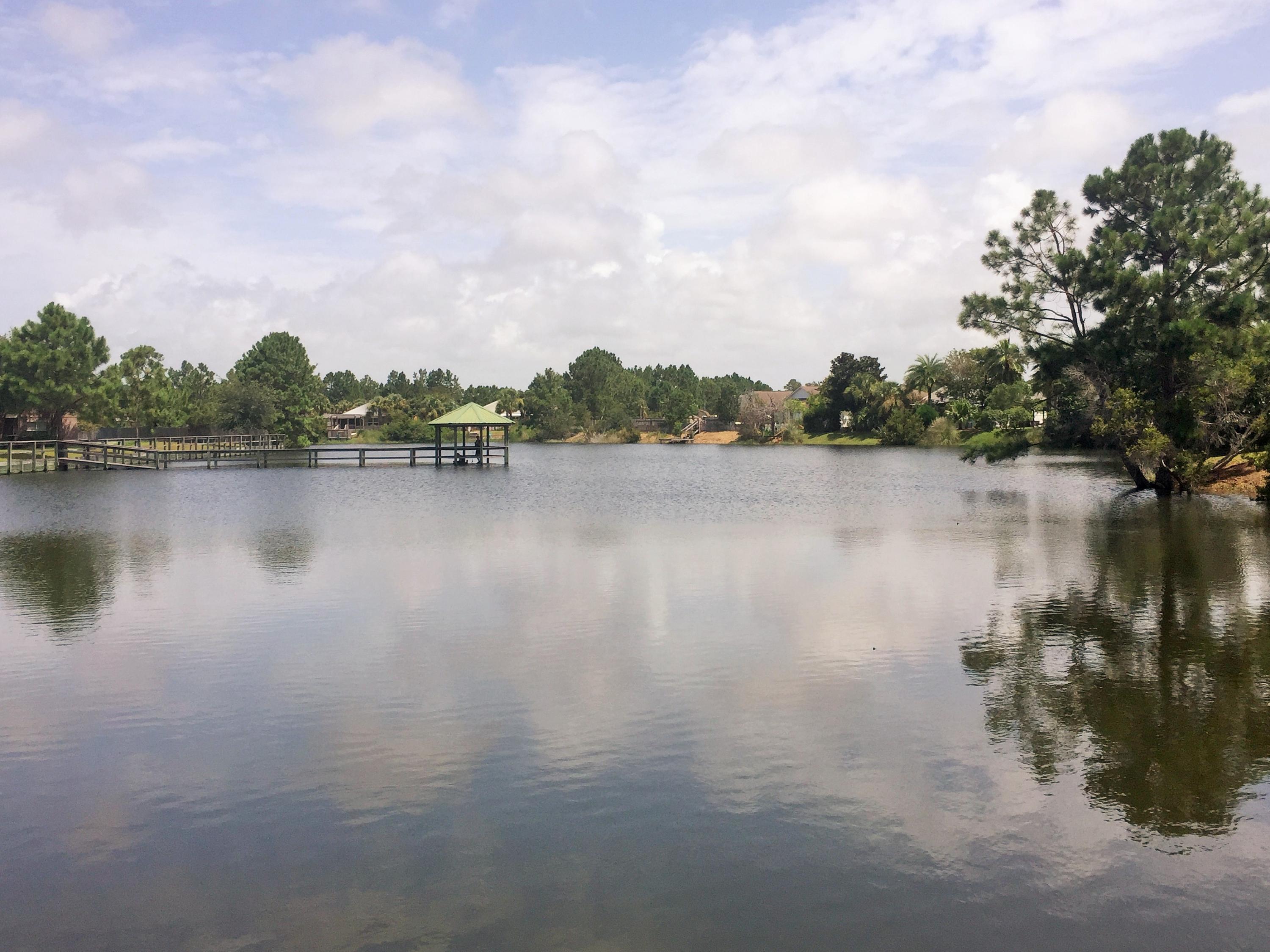 HIDDEN SHORES - Residential