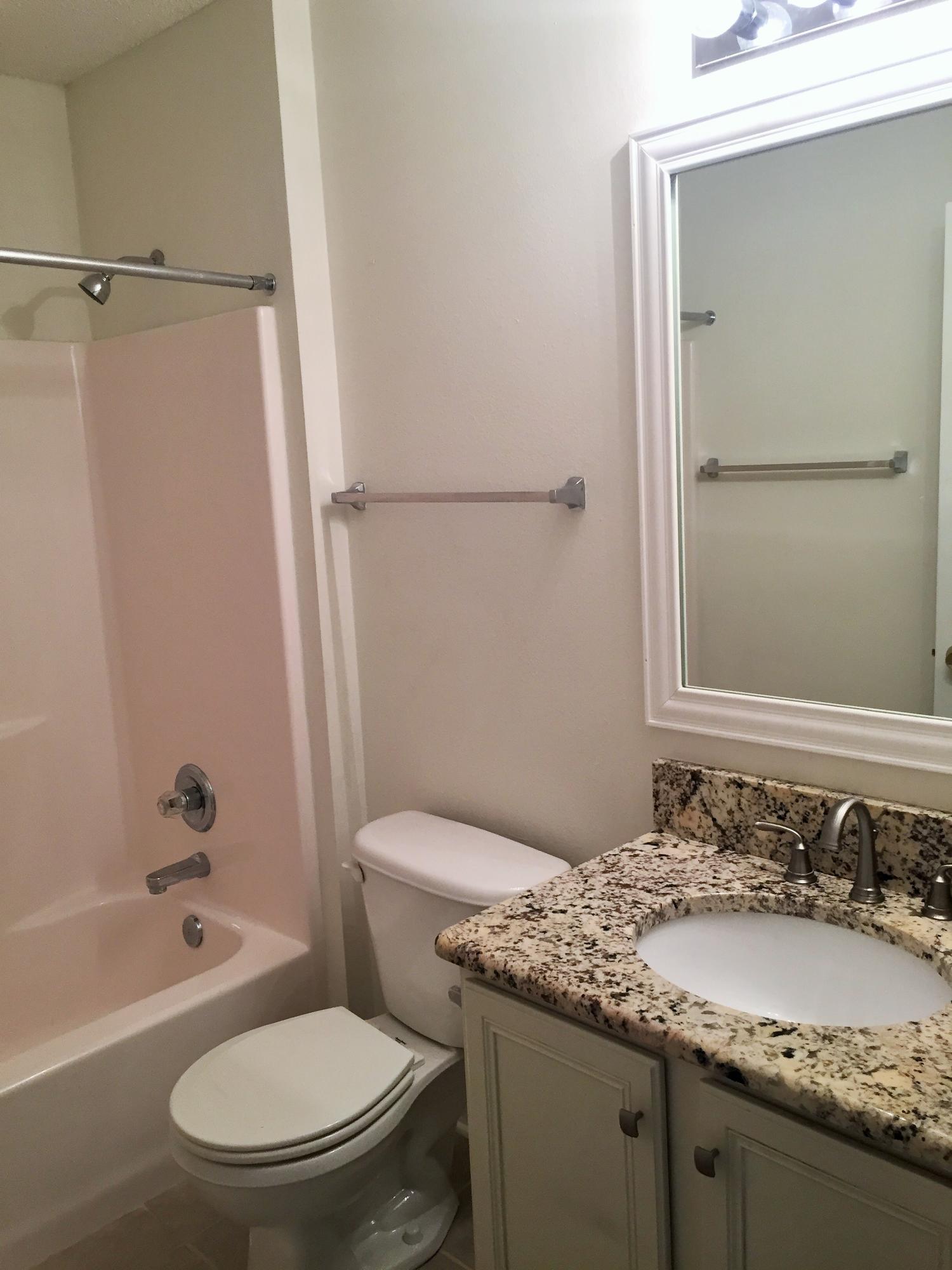 HIDDEN SHORES - Residential