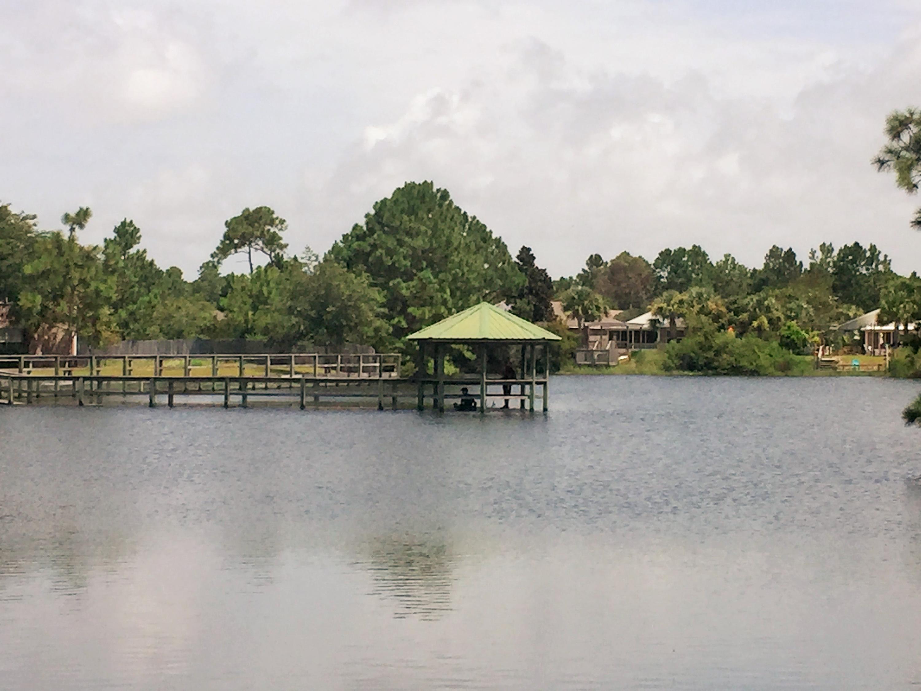 HIDDEN SHORES - Residential