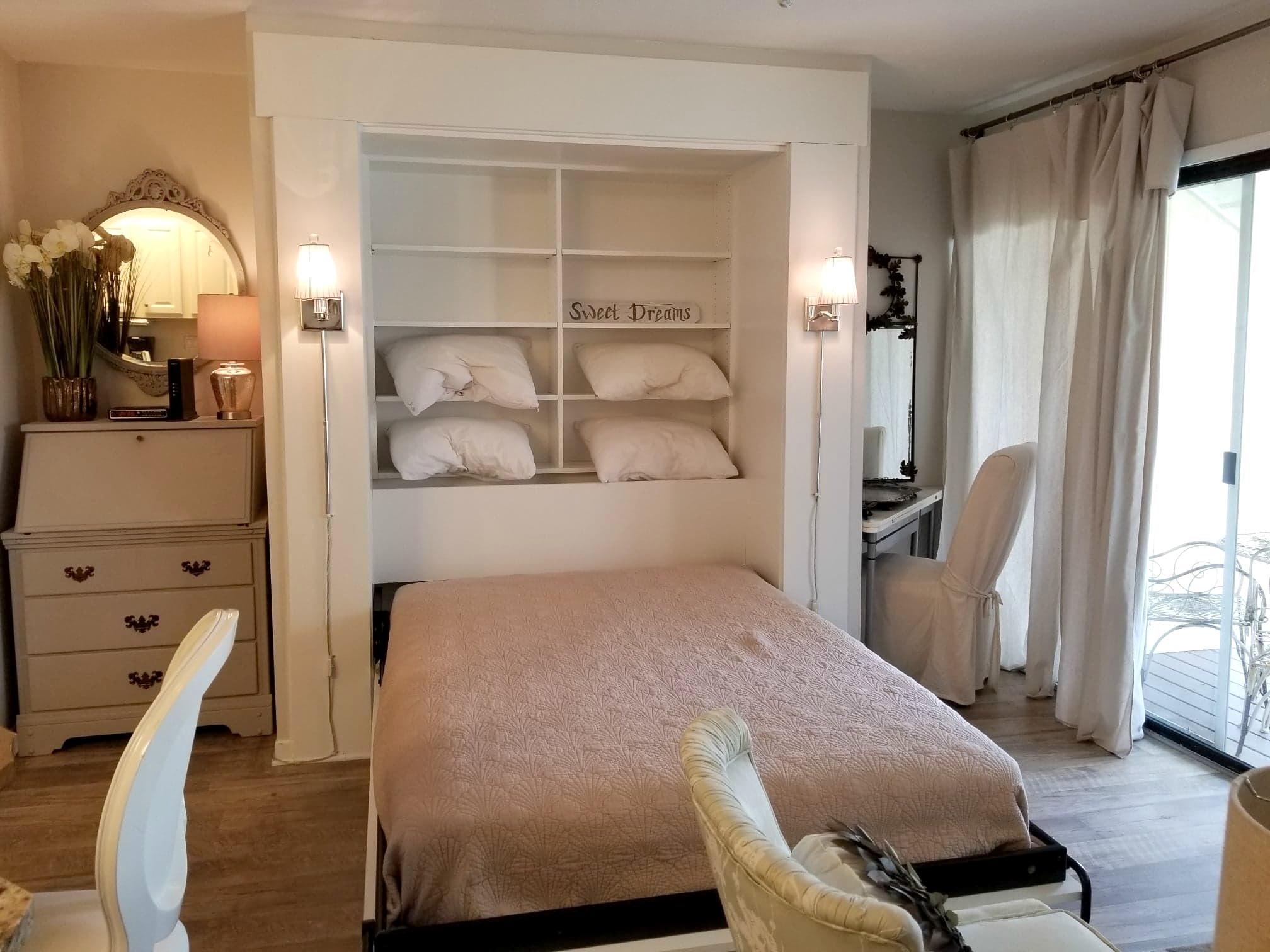 Sandpiper Cove Condominiums - Residential