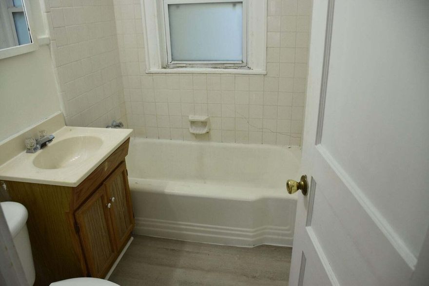 New Listing in the Heart of Crestview! Spacious 4-bedroom, 1.5-bath home located in a prime central location just steps from the elementary school. This property features a large covered front porch, generous front yard, and oversized backyard with plenty of space for outdoor entertaining, gardening, or recreation.Interior offers a comfortable living area, well-sized bedrooms, and a functional floor plan to accommodate a variety of needs. Conveniently located near shopping, dining, schools, and major roadways. A great opportunity to own a centrally located home with ample space inside and out.