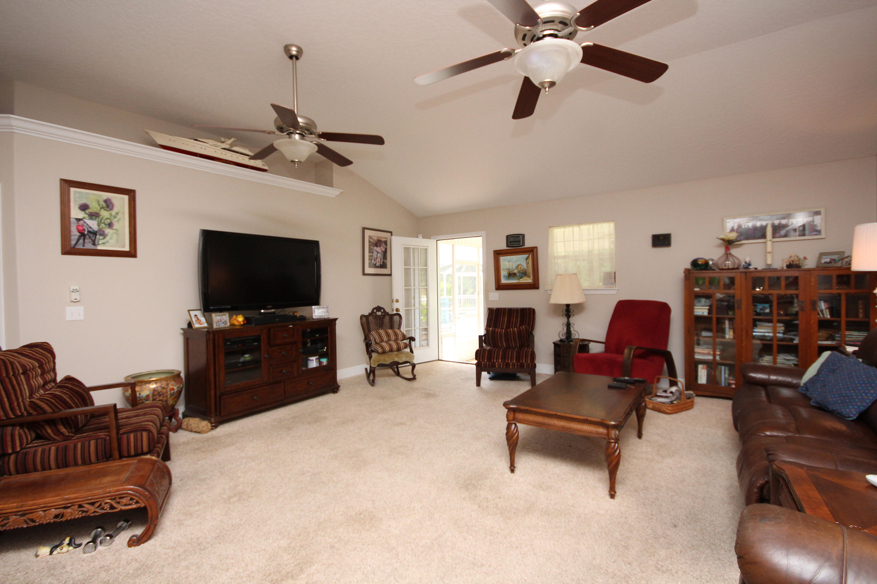 NAVARRE S/D 2ND ADDN - Residential