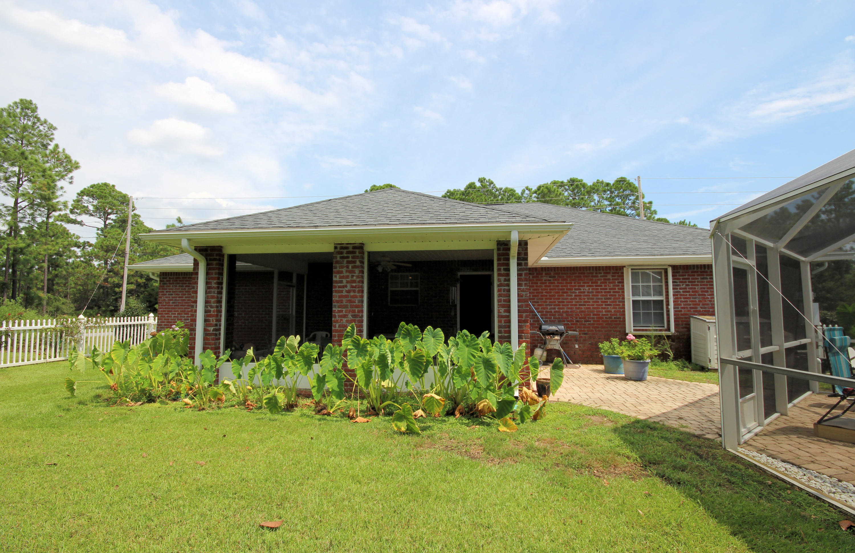 NAVARRE S/D 2ND ADDN - Residential