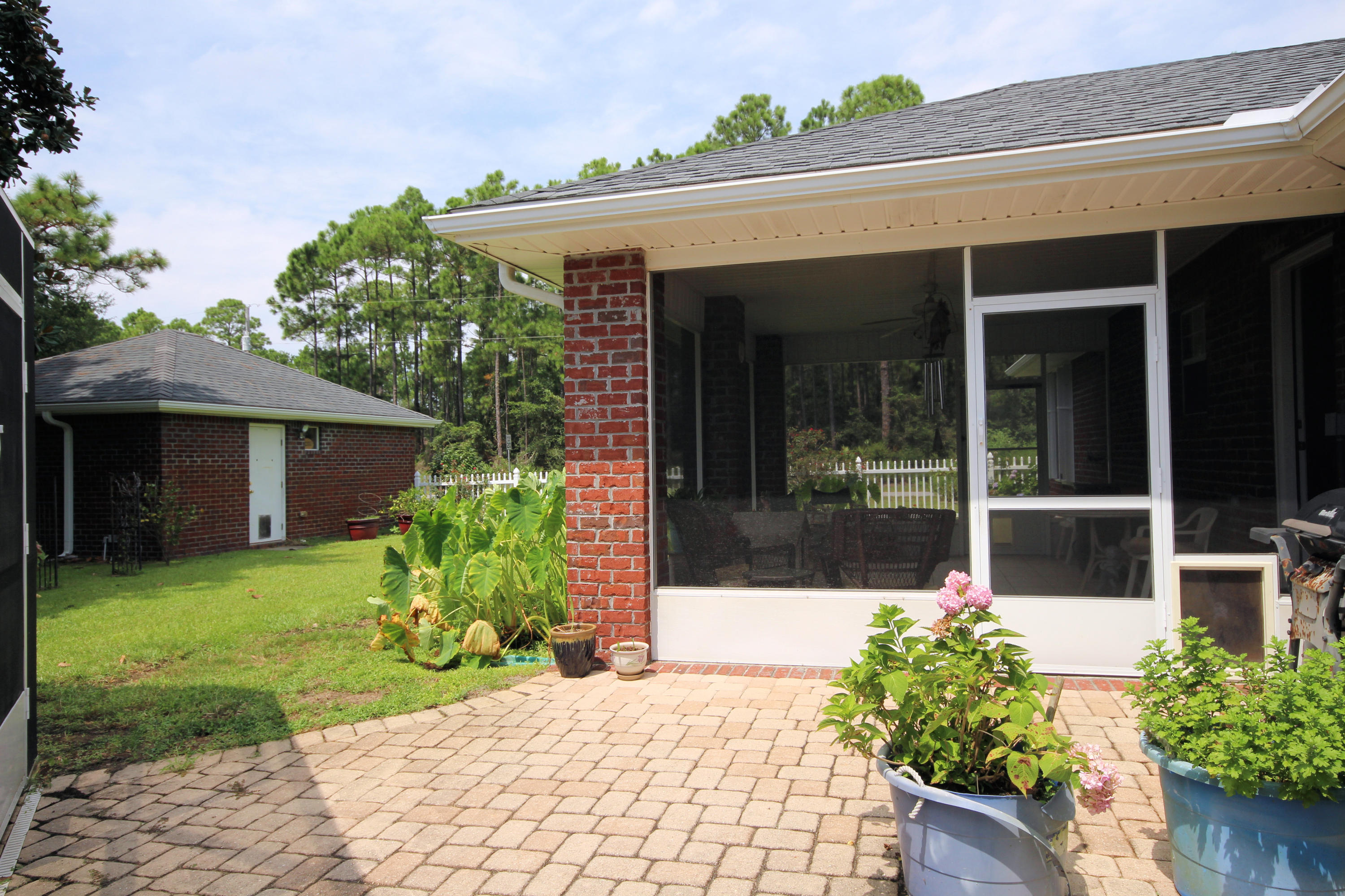 NAVARRE S/D 2ND ADDN - Residential