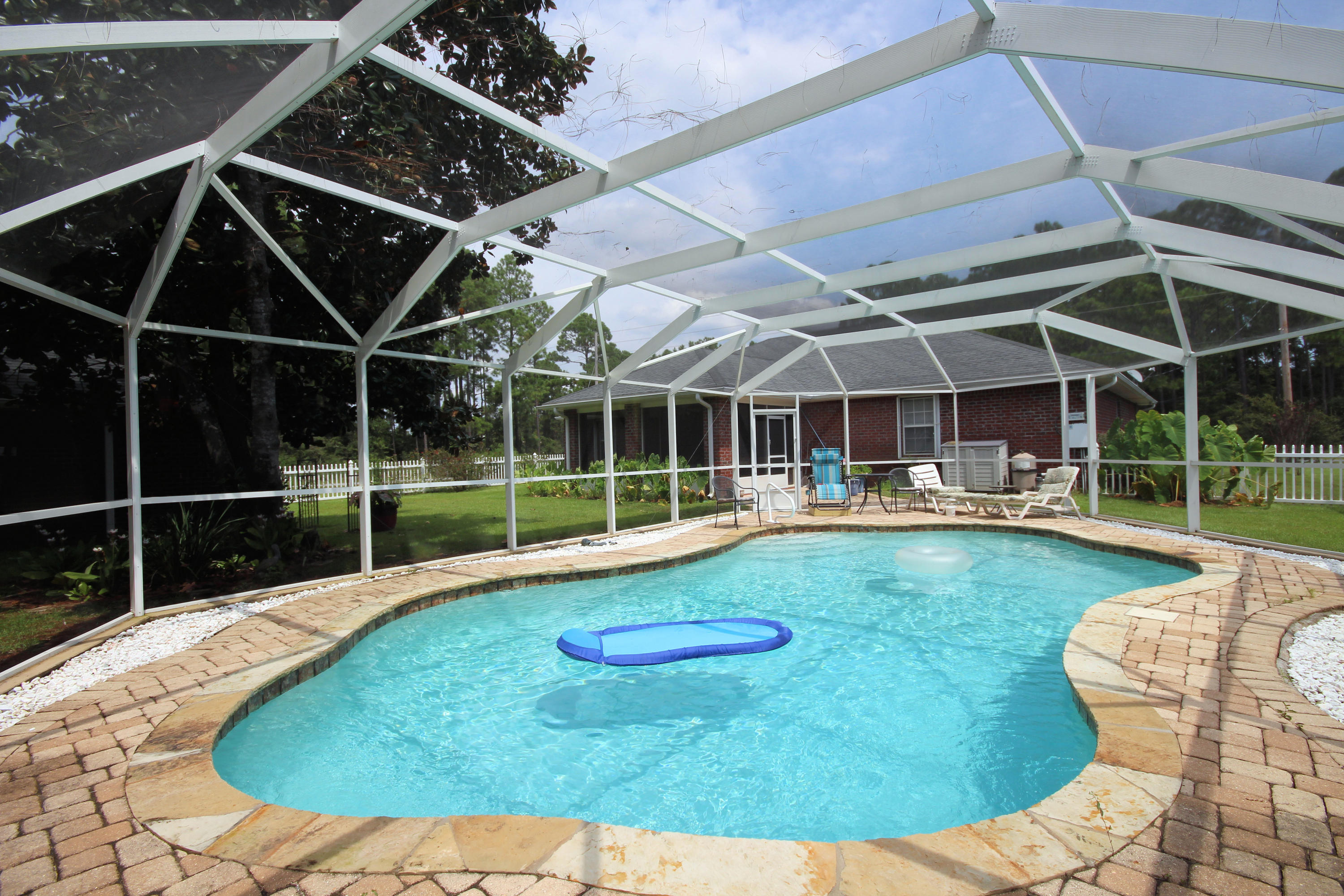 NAVARRE S/D 2ND ADDN - Residential