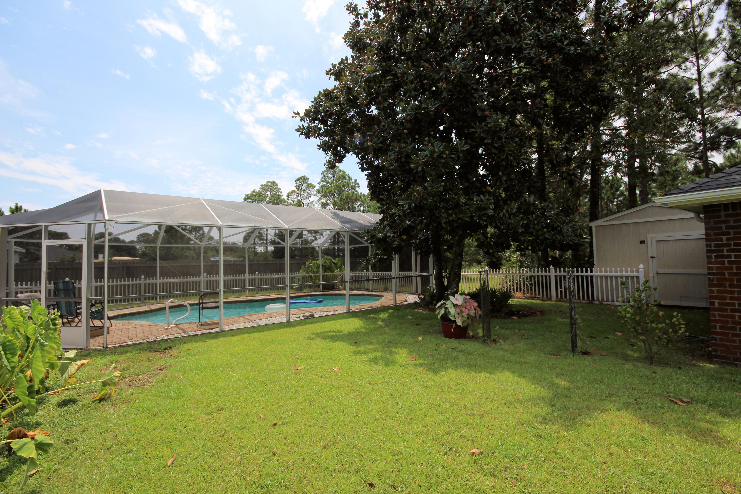 NAVARRE S/D 2ND ADDN - Residential