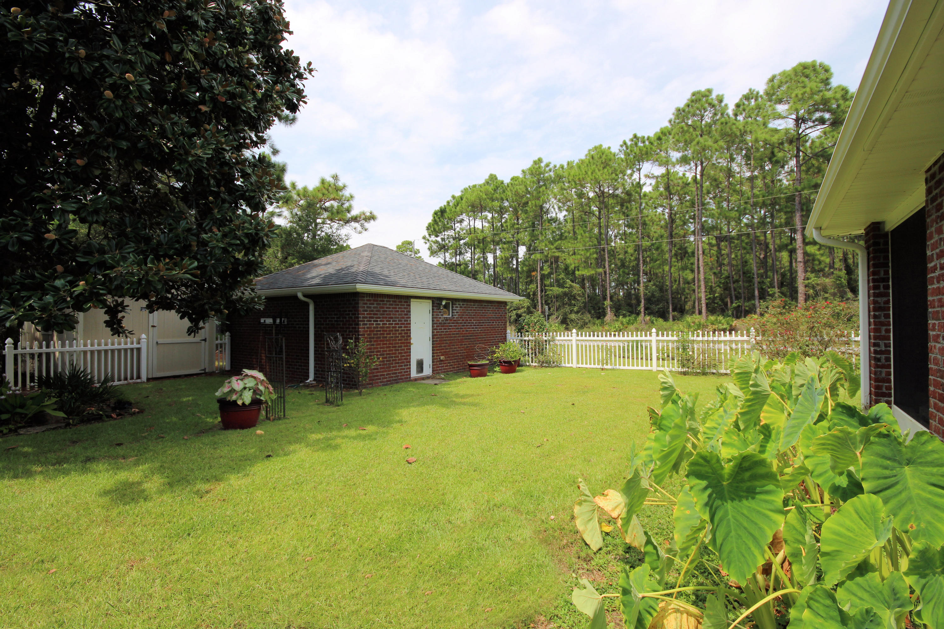 NAVARRE S/D 2ND ADDN - Residential