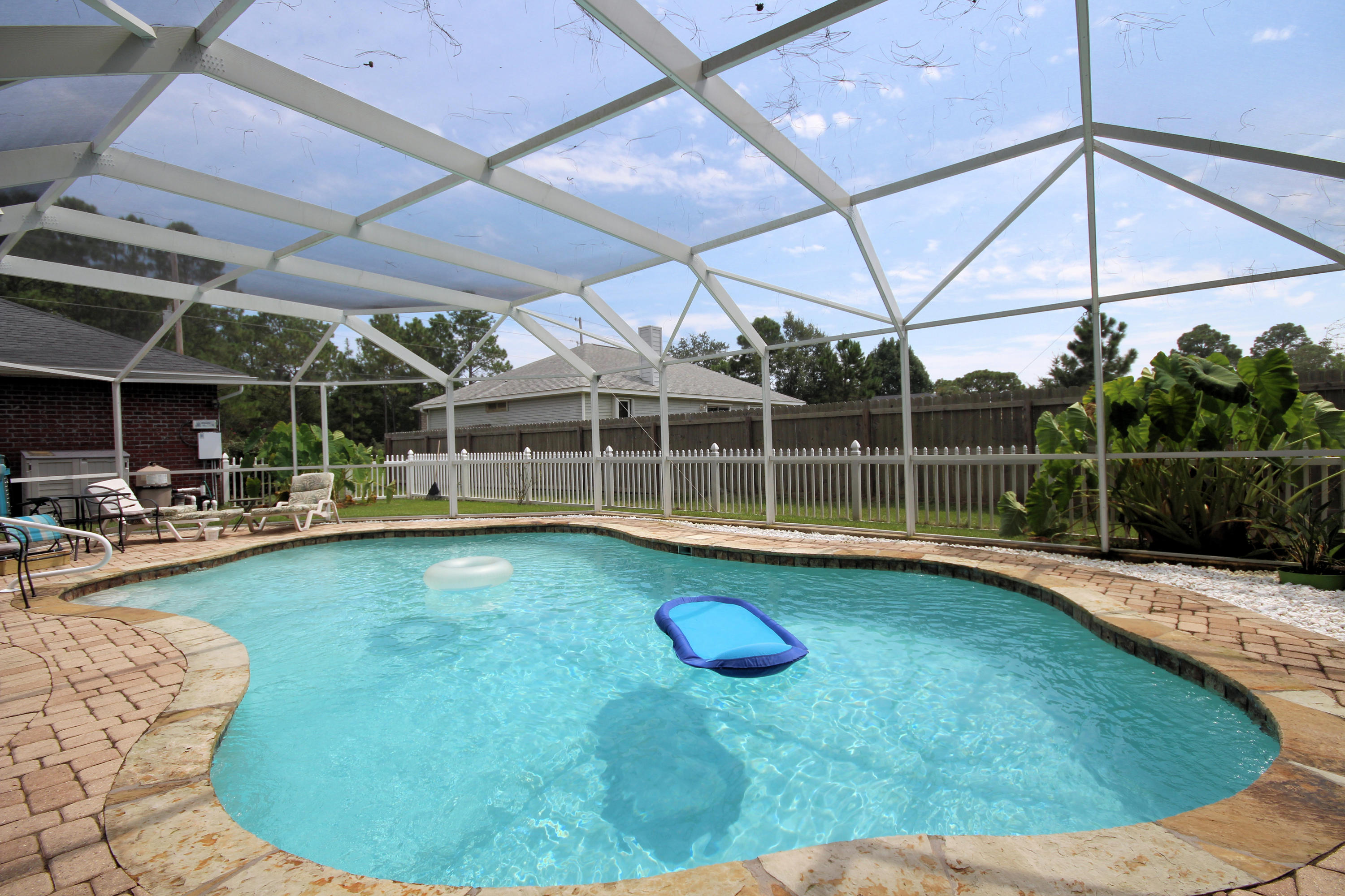 NAVARRE S/D 2ND ADDN - Residential