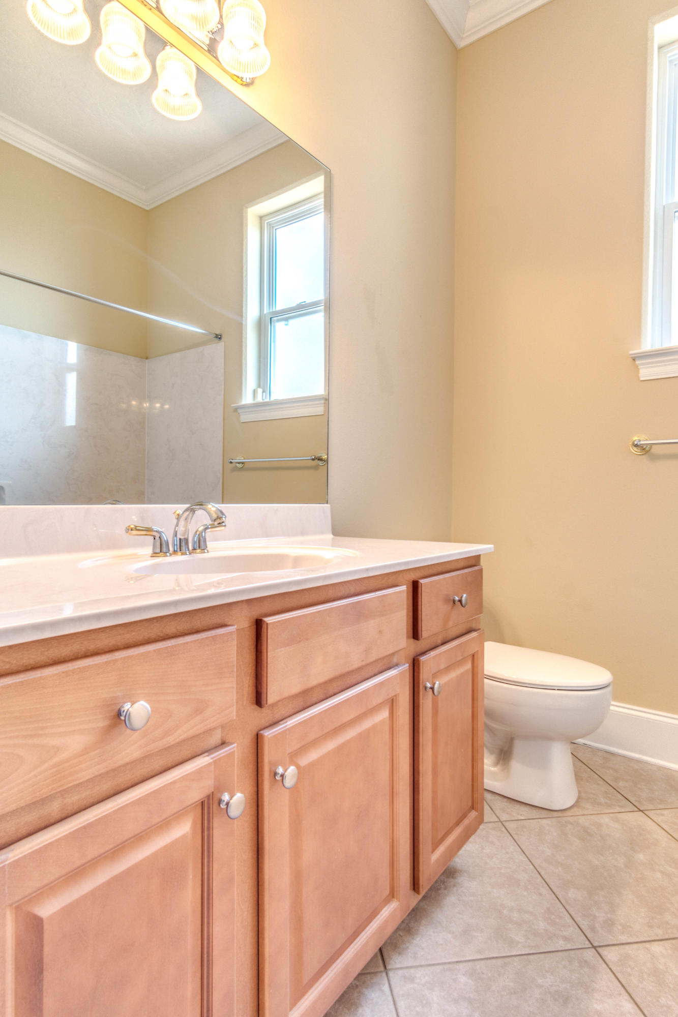 CHARDONNAY ESTATES - Residential