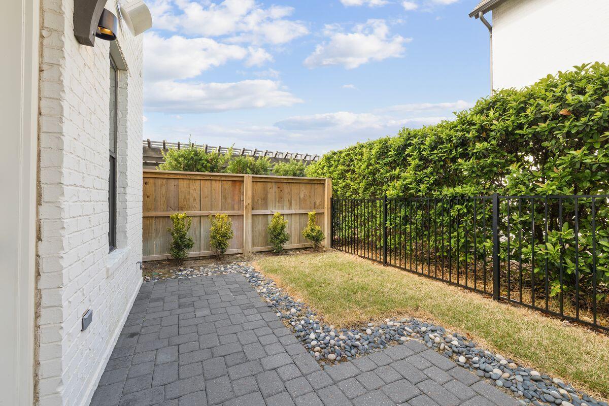 Ridgewalk - Residential