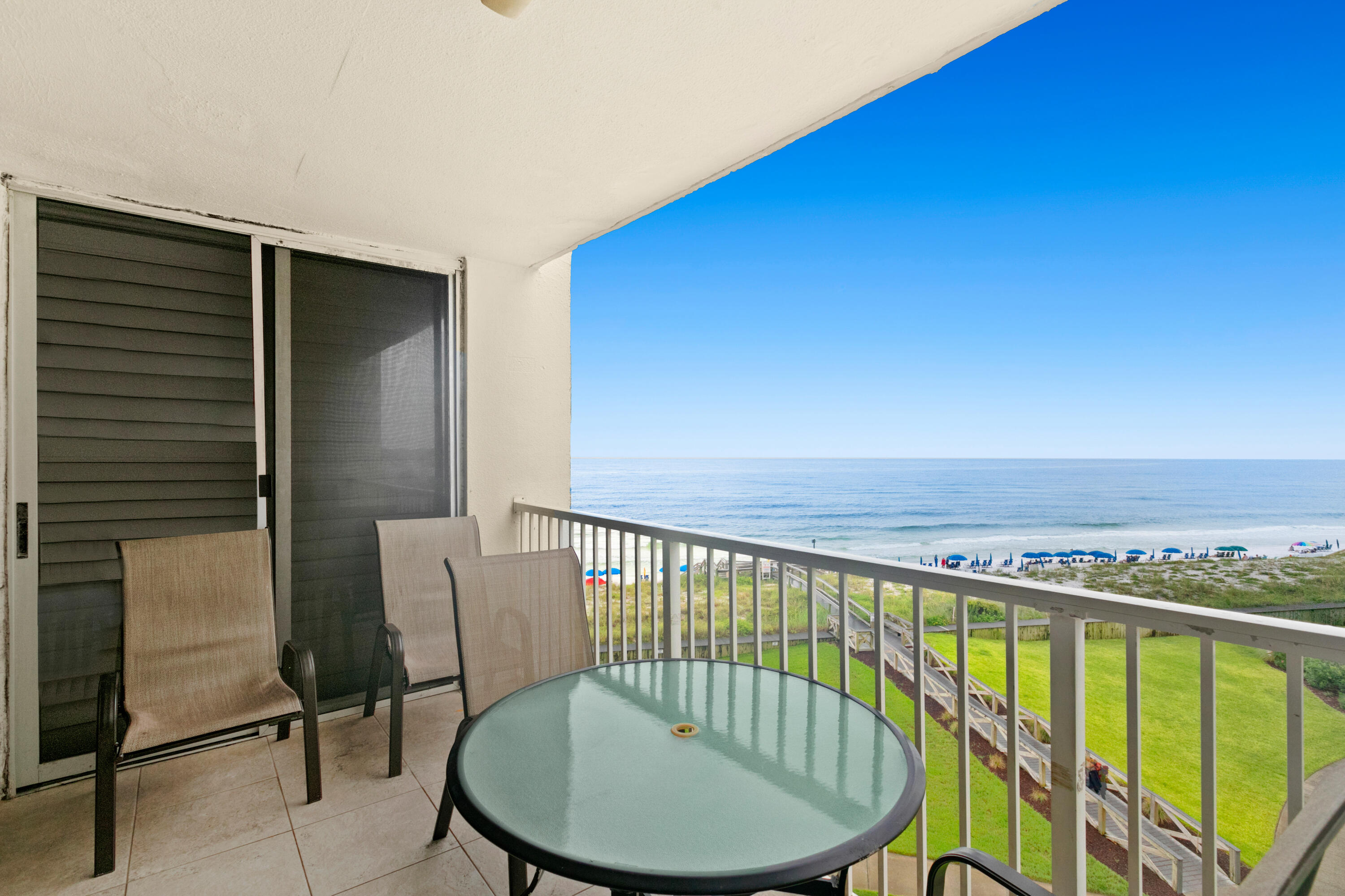 SHORELINE TOWERS 1 - Residential