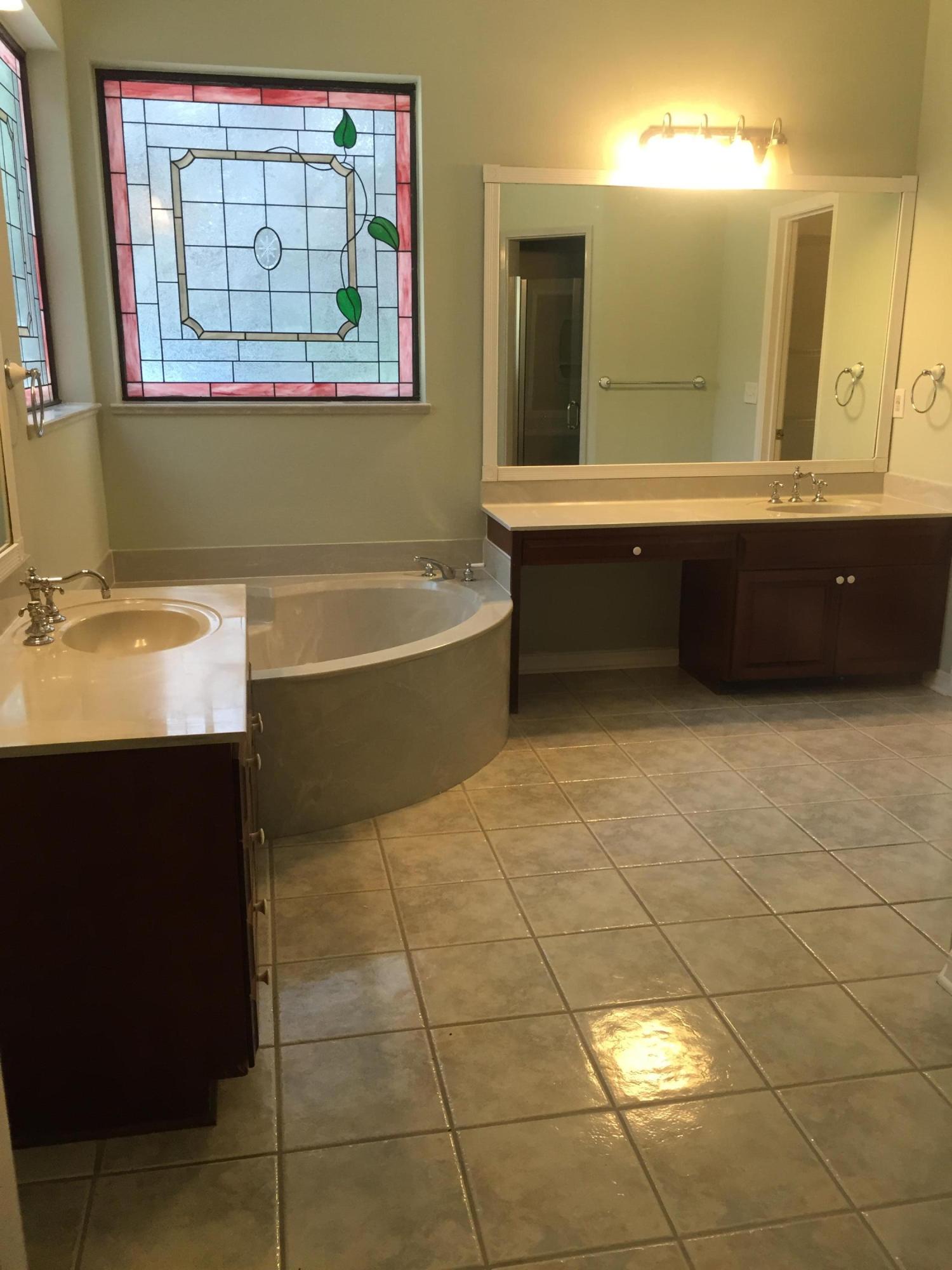 LAKESIDE EAST - Residential