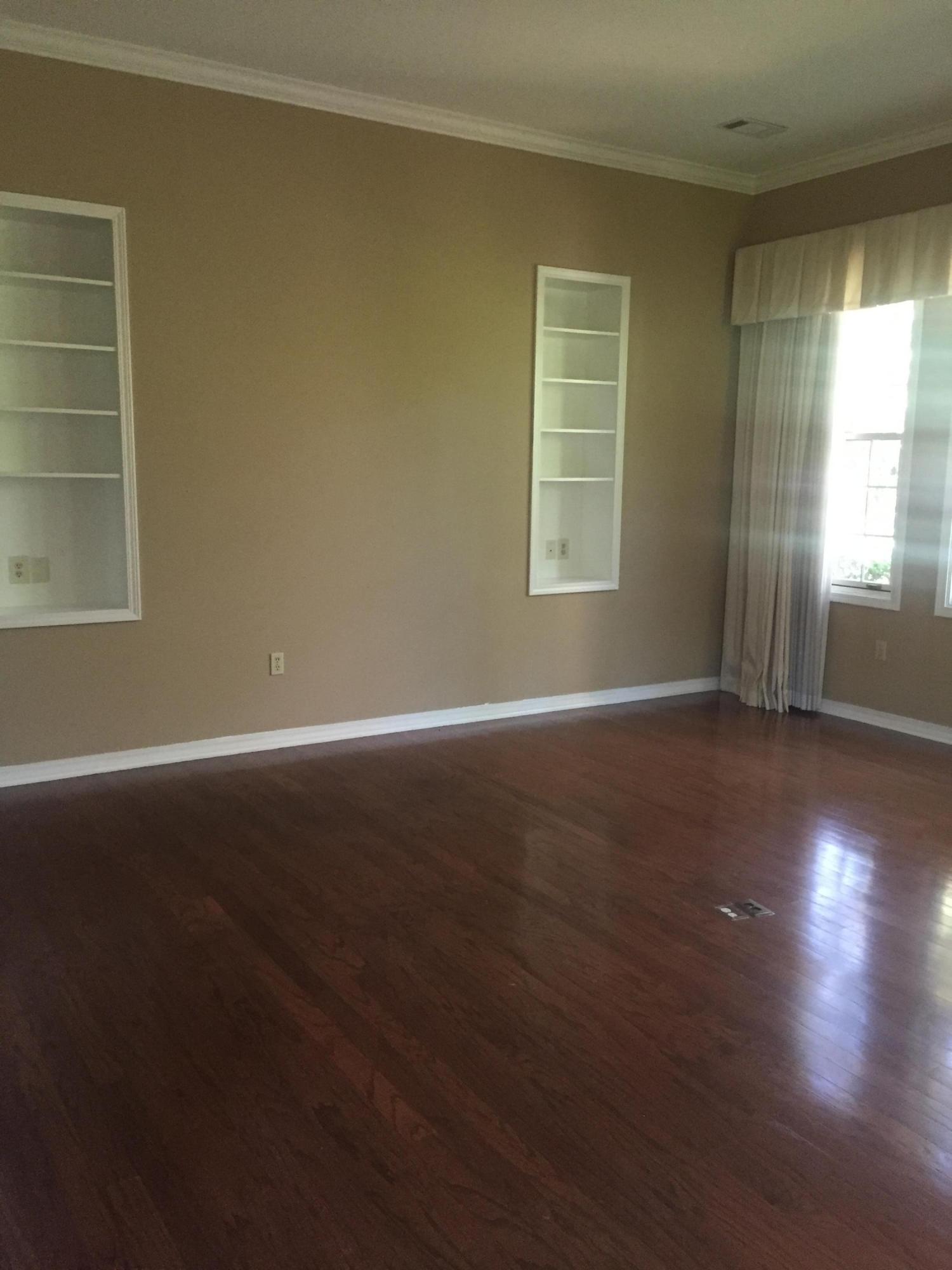 LAKESIDE EAST - Residential