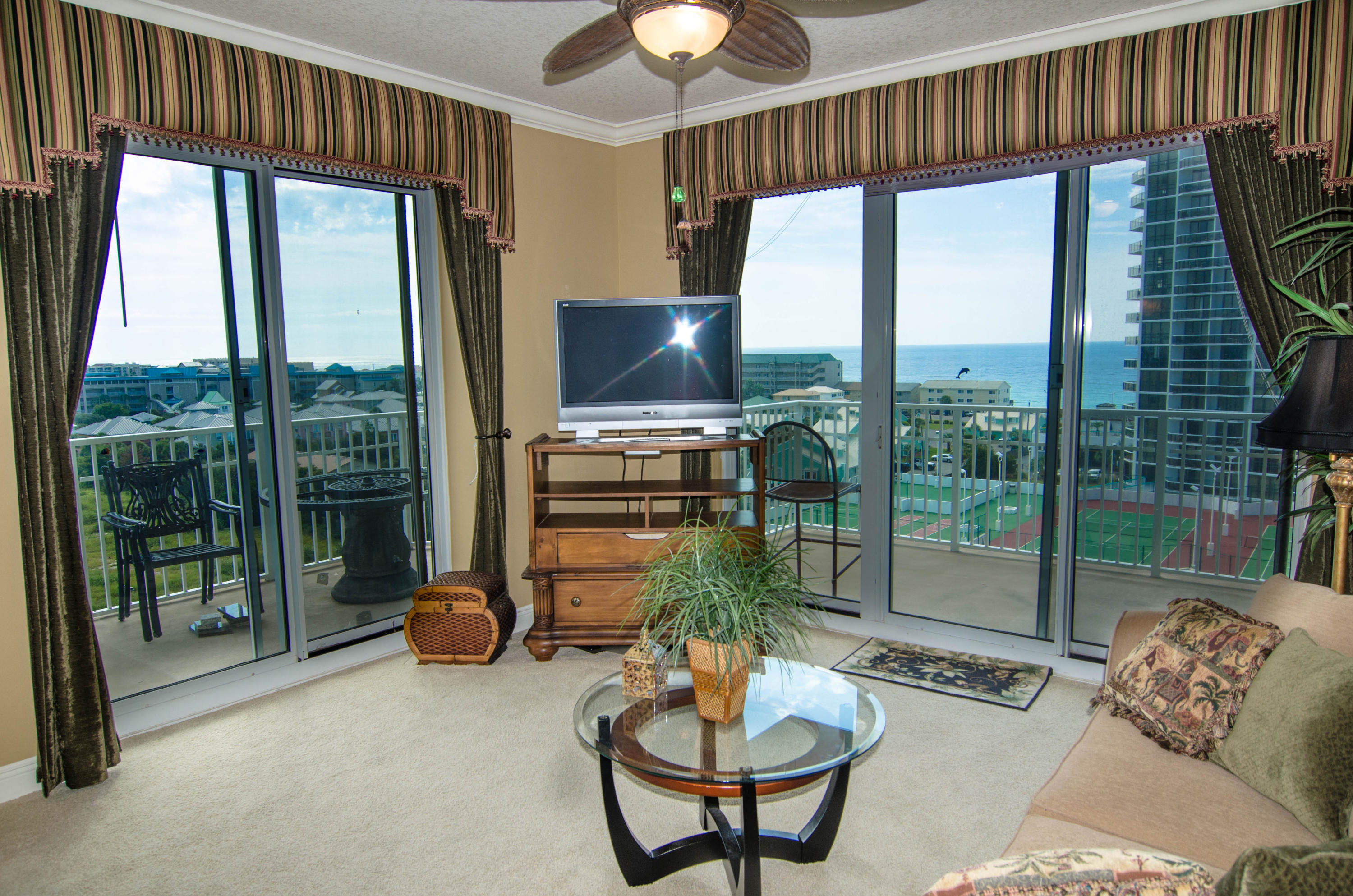 ARIEL DUNES - Residential