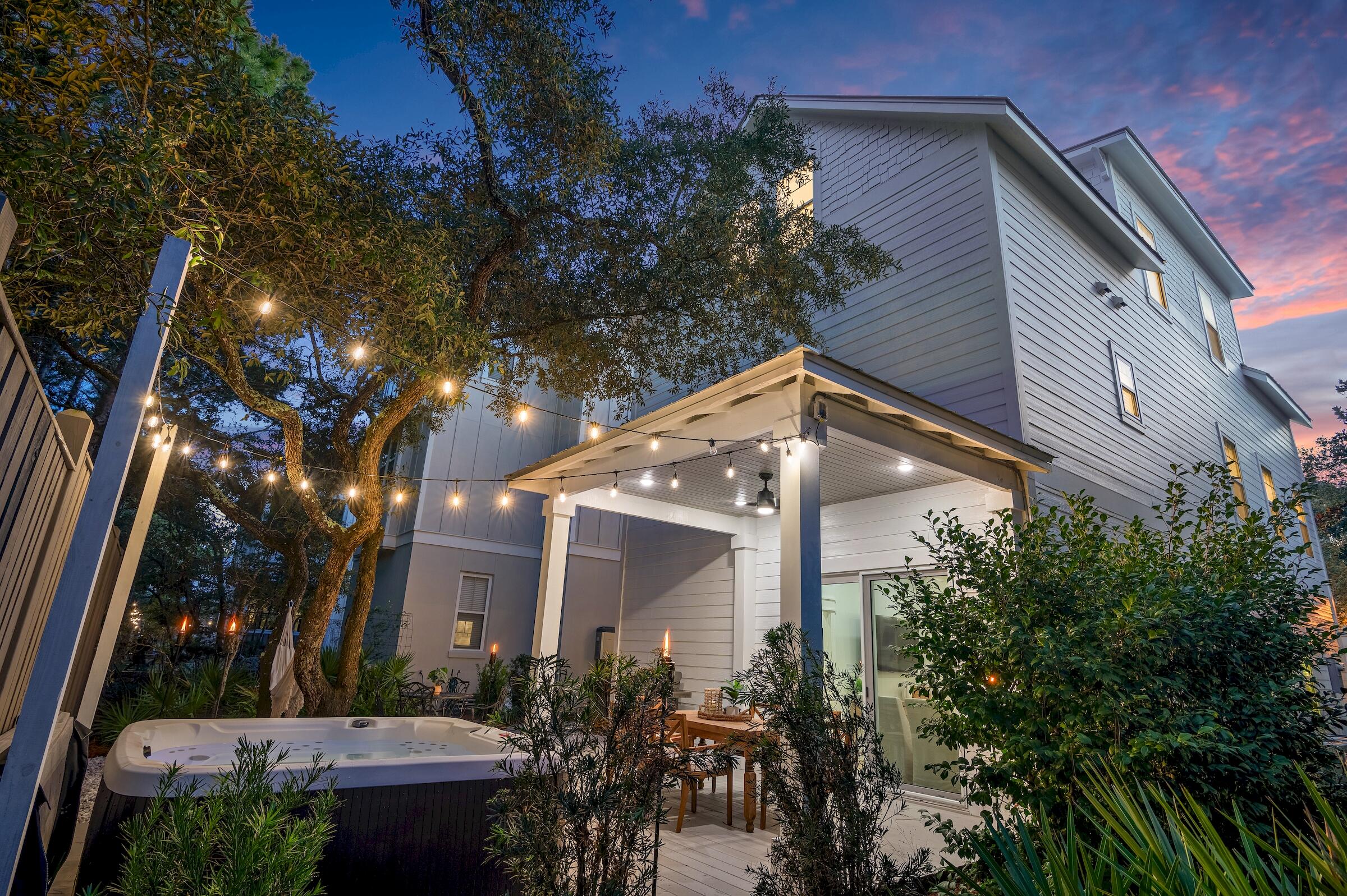 COTTAGES AT EASTERN LAKE - Residential Lease