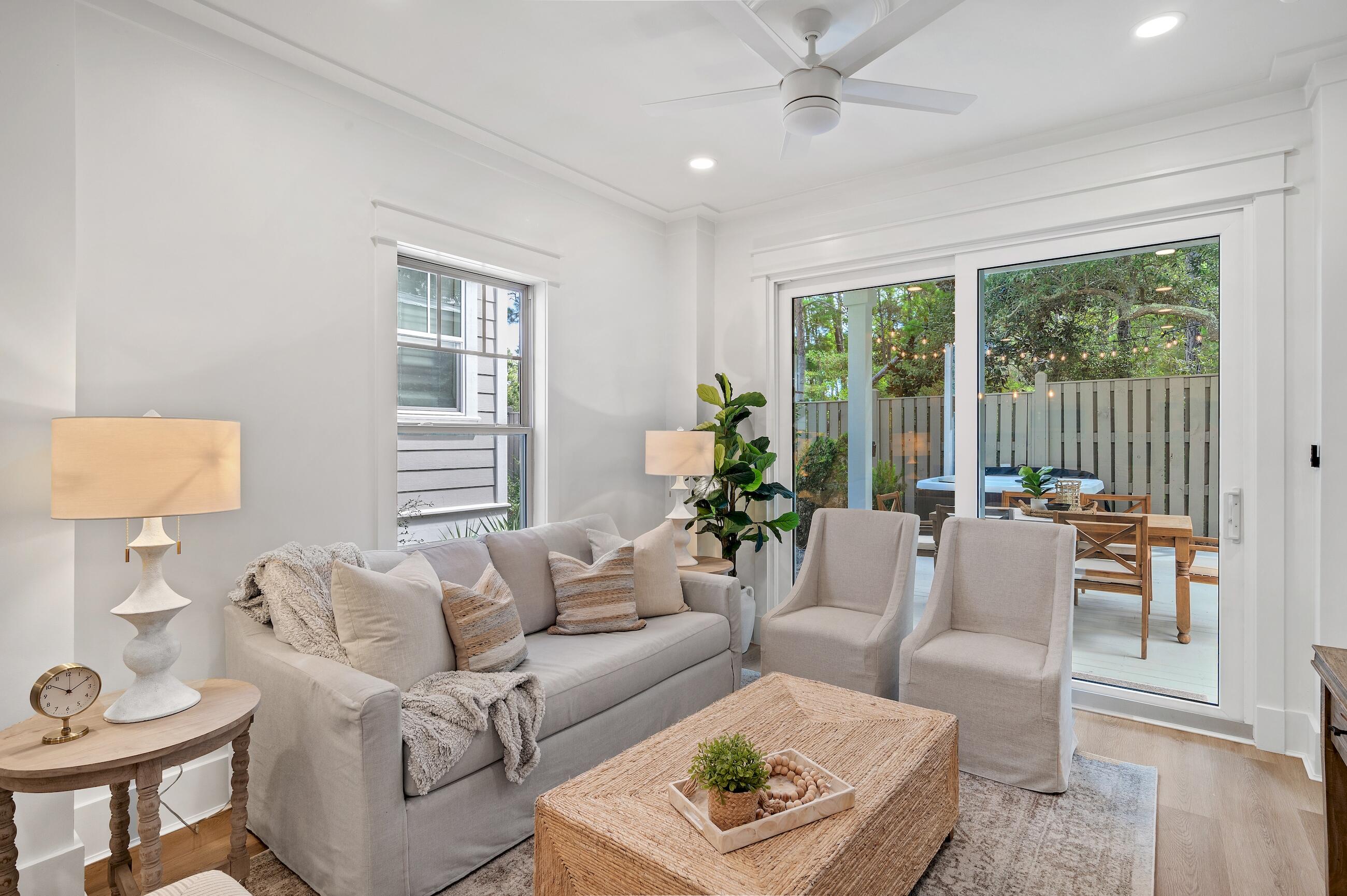 COTTAGES AT EASTERN LAKE - Residential Lease