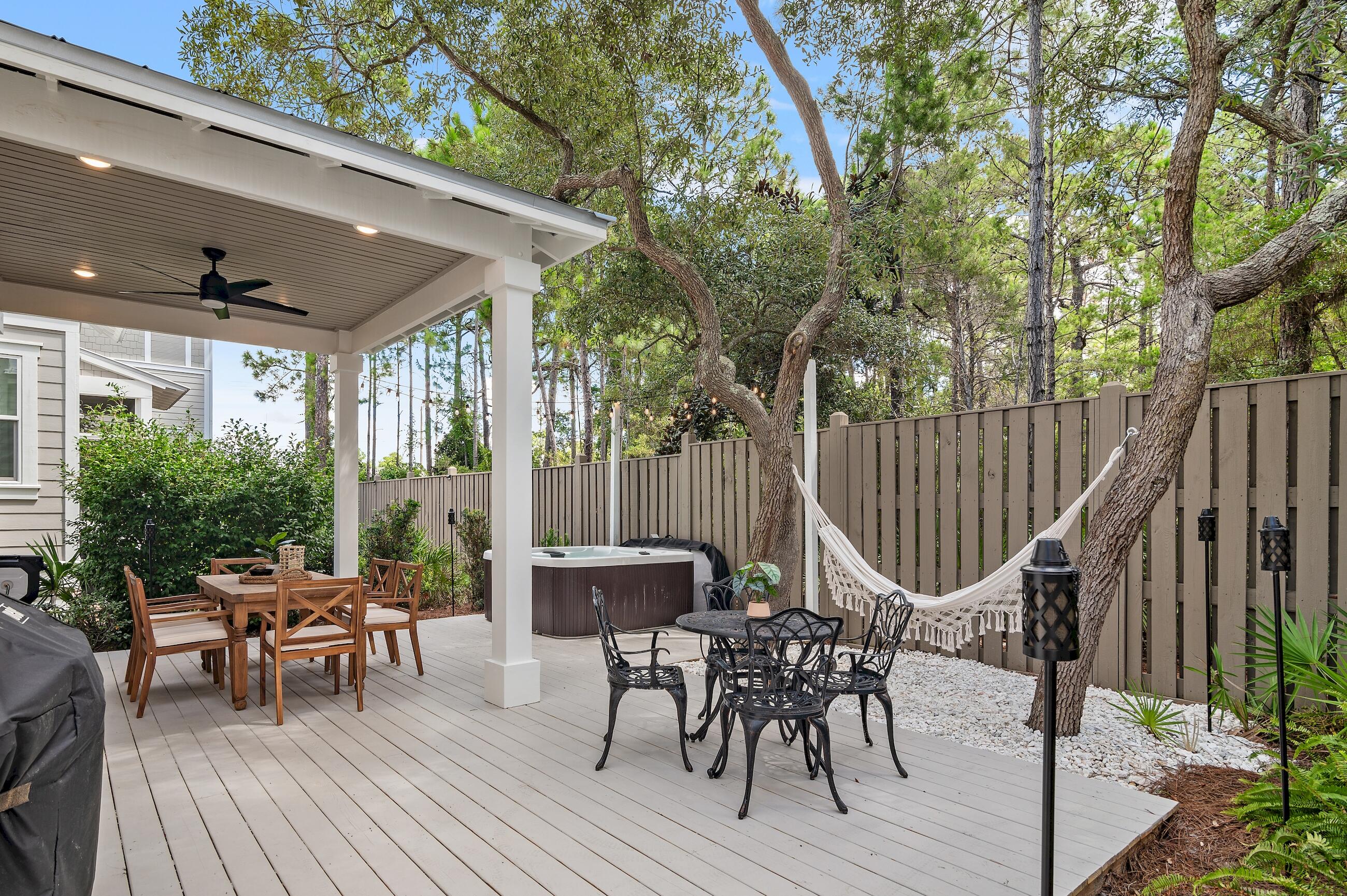 COTTAGES AT EASTERN LAKE - Residential Lease