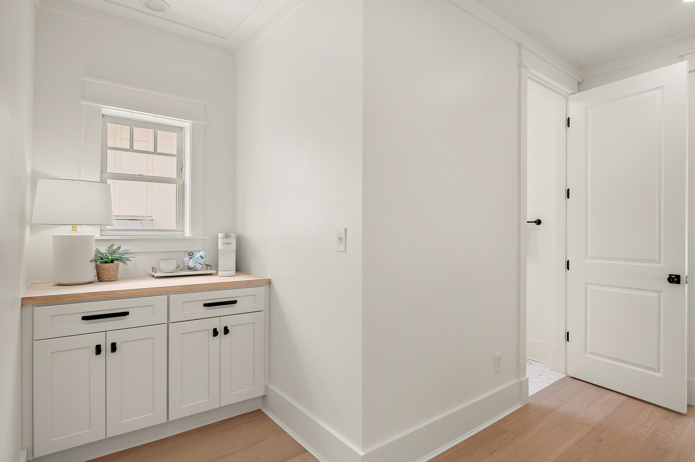 COTTAGES AT EASTERN LAKE - Residential Lease