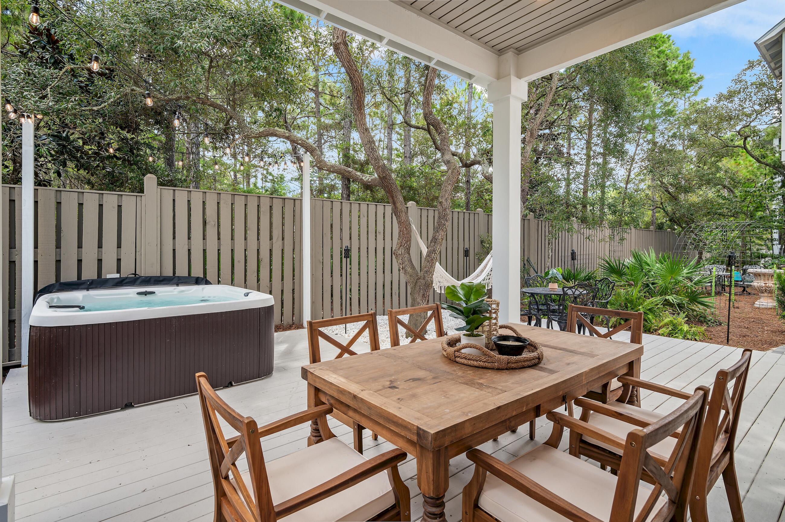 COTTAGES AT EASTERN LAKE - Residential Lease