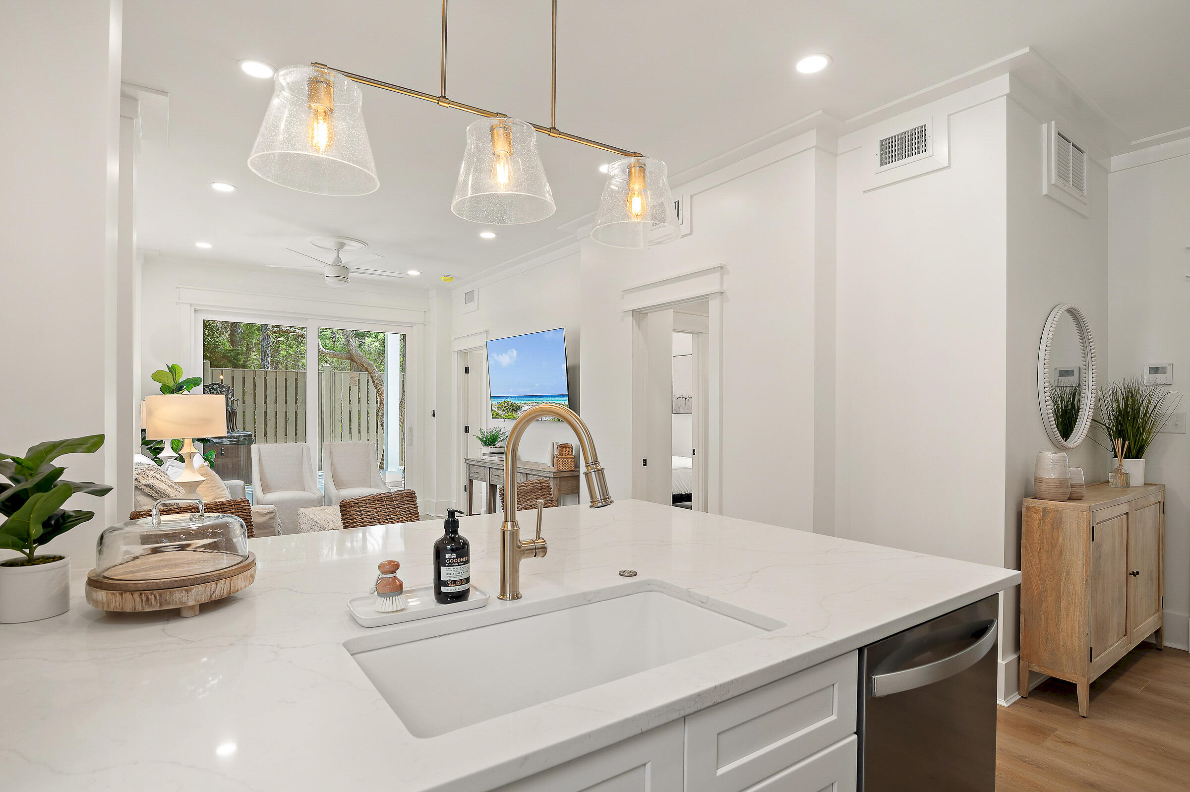 COTTAGES AT EASTERN LAKE - Residential Lease