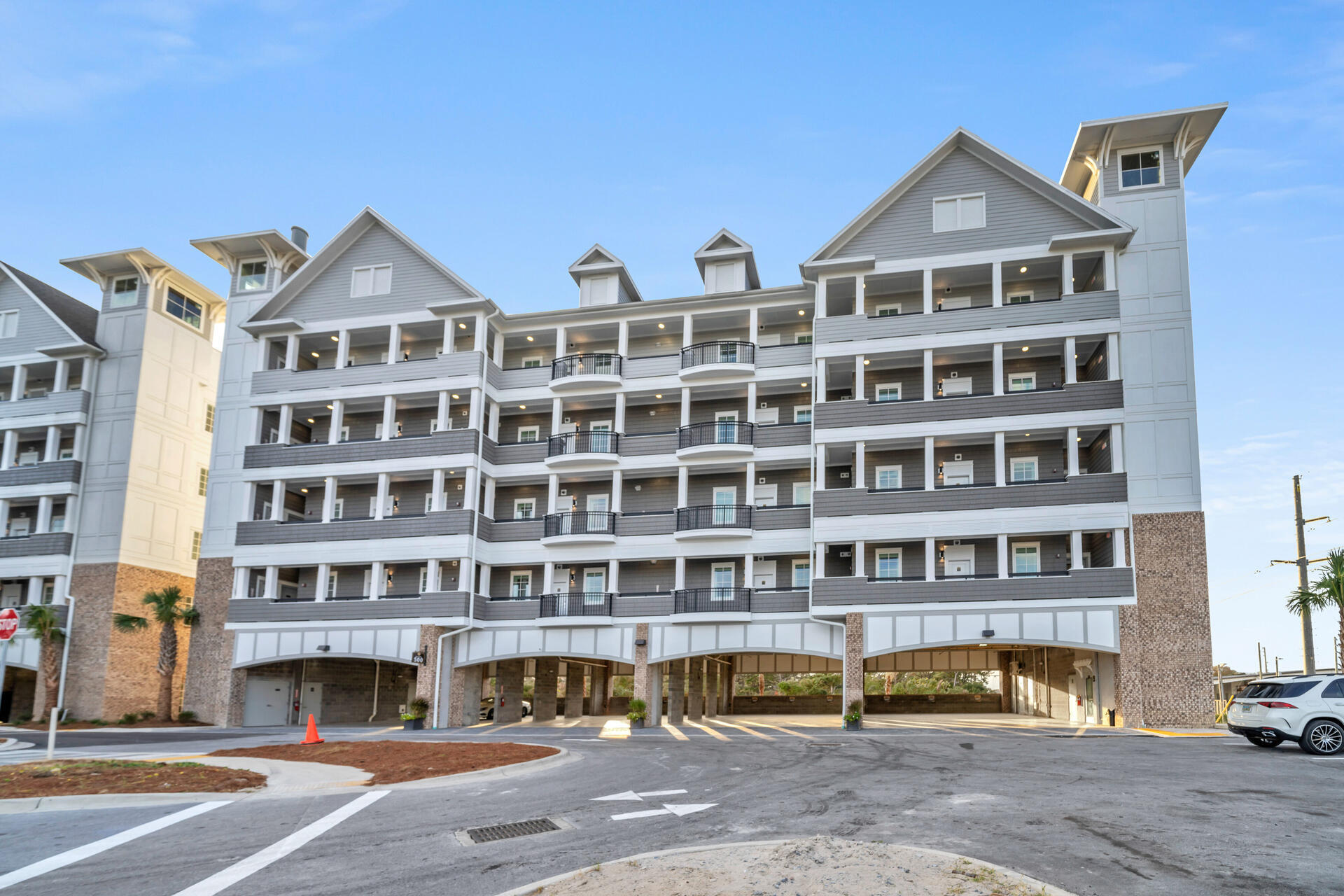 Parkside at the Henderson - Residential