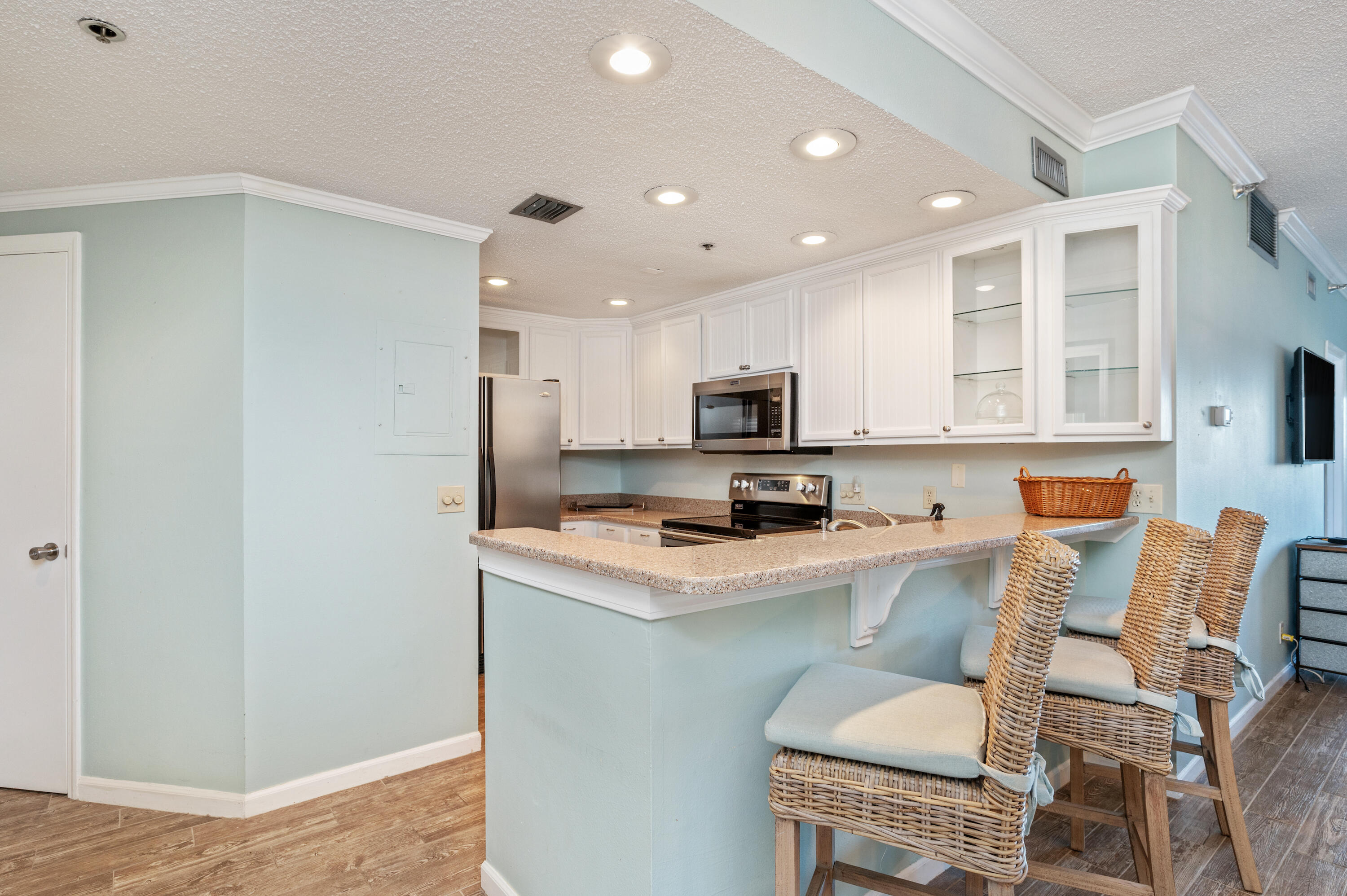 PLAYERS CLUB ON THE BAY THE - Residential