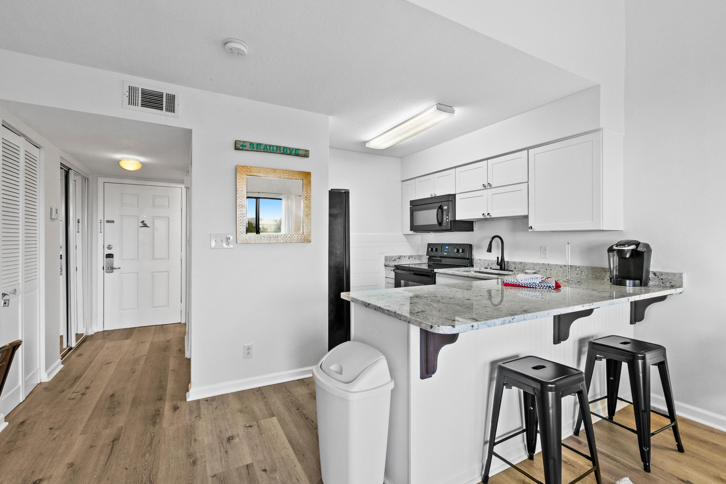 BEACHFRONT 2 PH 1 - Residential